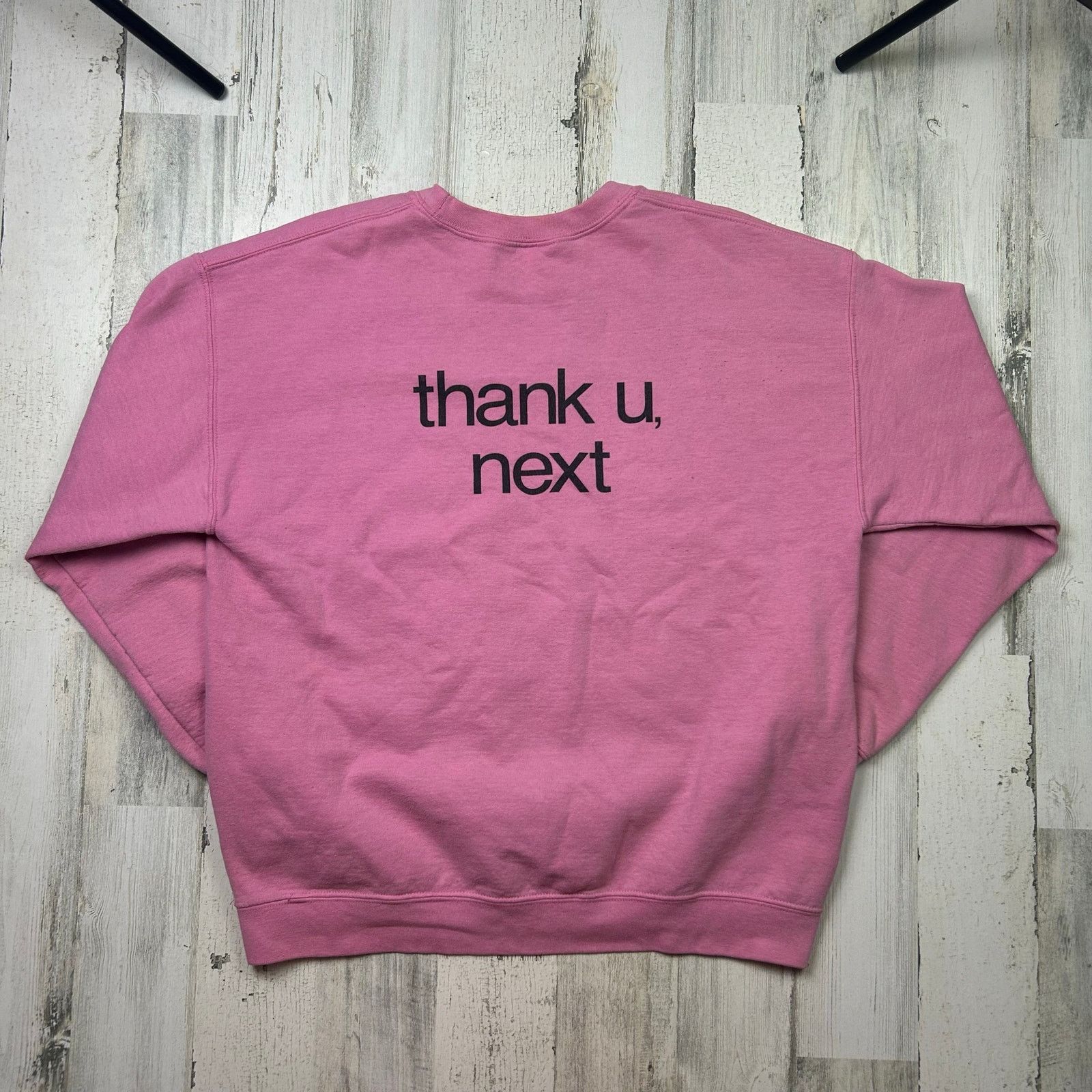 Band Tees Ariana Grande Sweetener Tour Crewneck Sweater Thank U Next Size US M / EU 48-50 / 2 - 9 Thumbnail