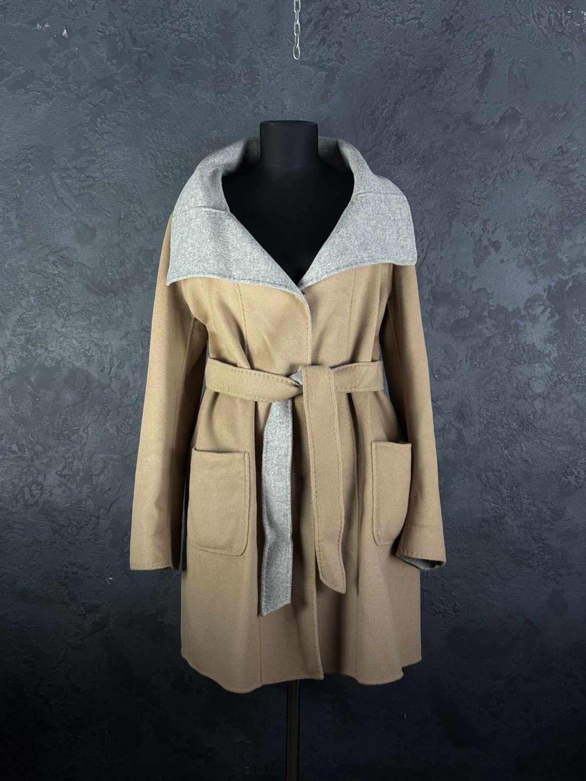 Weekend Max Mara Max Mara Cucito A Mano Wool Long Coat Belted Reversible Size XL / US 12-14 / IT 48-50 - 1 Thumbnail