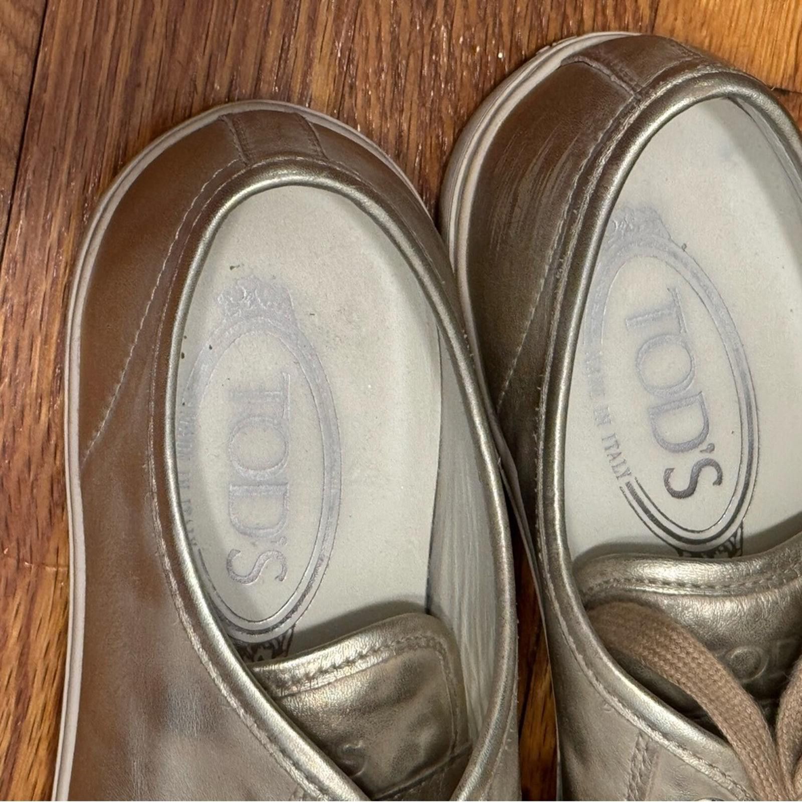 Tod's TODS Metallic Gold Sneakers‎ in size 39 Size US 8.5 / IT 38.5 - 5 Thumbnail