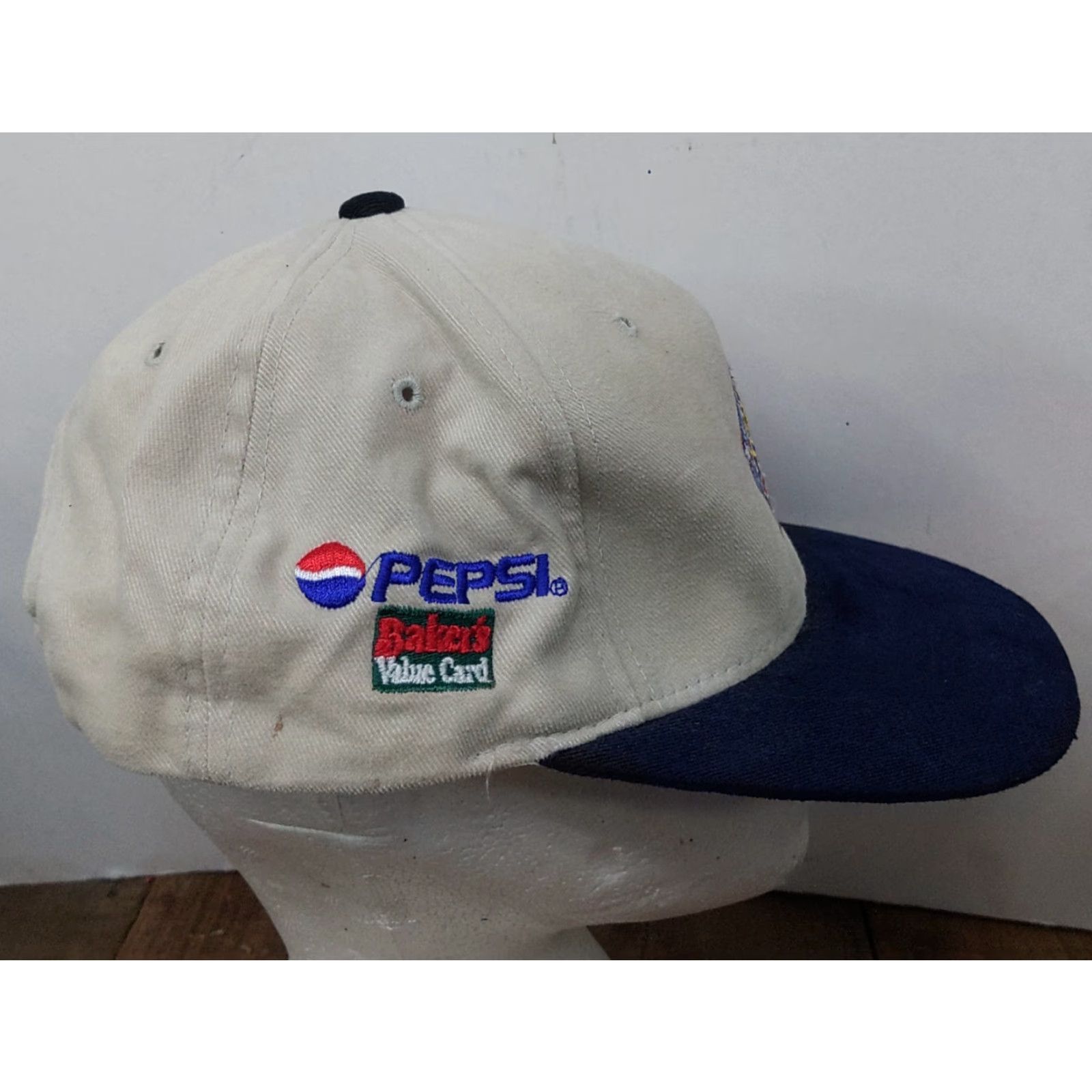 New Era VINTAGE New Era College World Series Logo Hat - "The Road to Omaha" - Adjustable Beige 100% Cotton Men Baseball Cap Size ONE SIZE - 6 Thumbnail