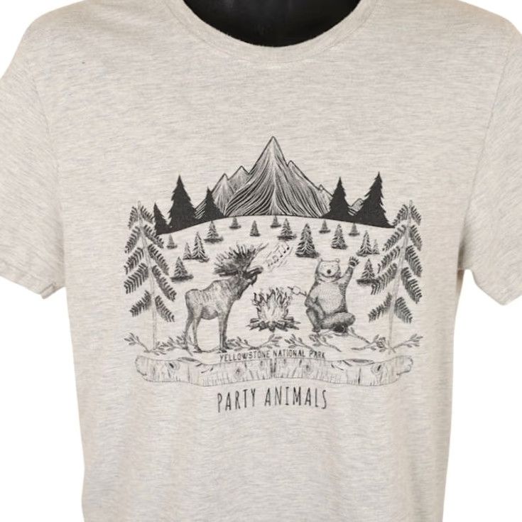 Fruit Of The Loom Yellowstone National Park T Shirt Mens Size Medium Gray Party Animals Moose Bear Shirt Mens Size US M / EU 48-50 / 2 - 2 Thumbnail