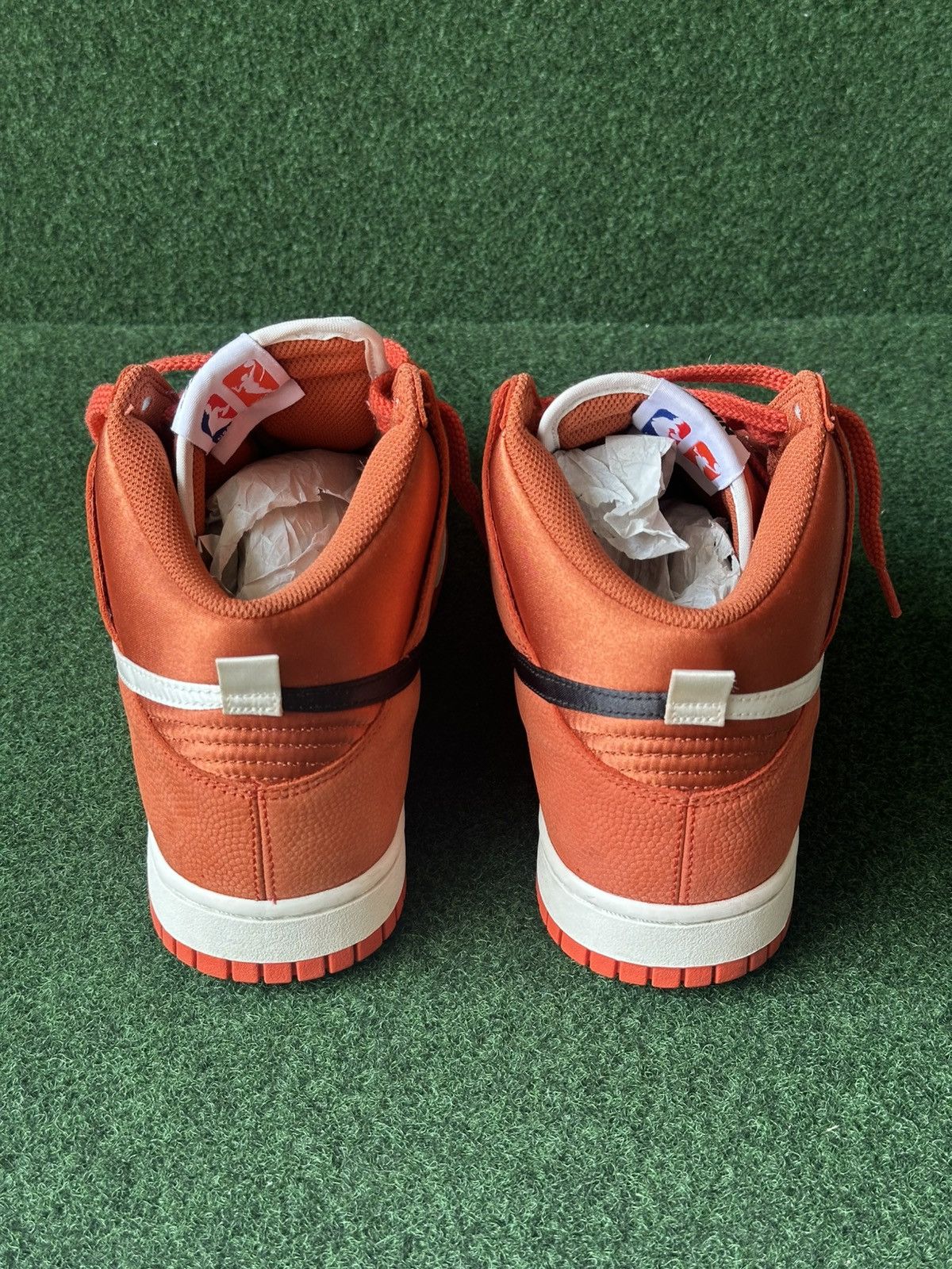 Nike Nike Dunk High Premium NBA x WNBA One Game Size US 10.5 / EU 43-44 - 4 Thumbnail