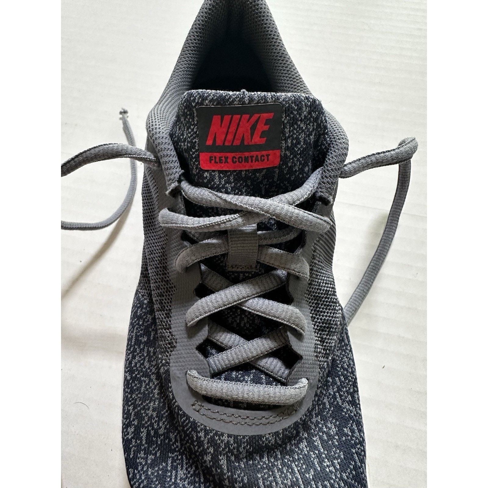 Nike Nike Flex Contact Running Shoe Grey/Red SZ7Y Sneakers Sporty Size US 7 / EU 40 - 5 Thumbnail
