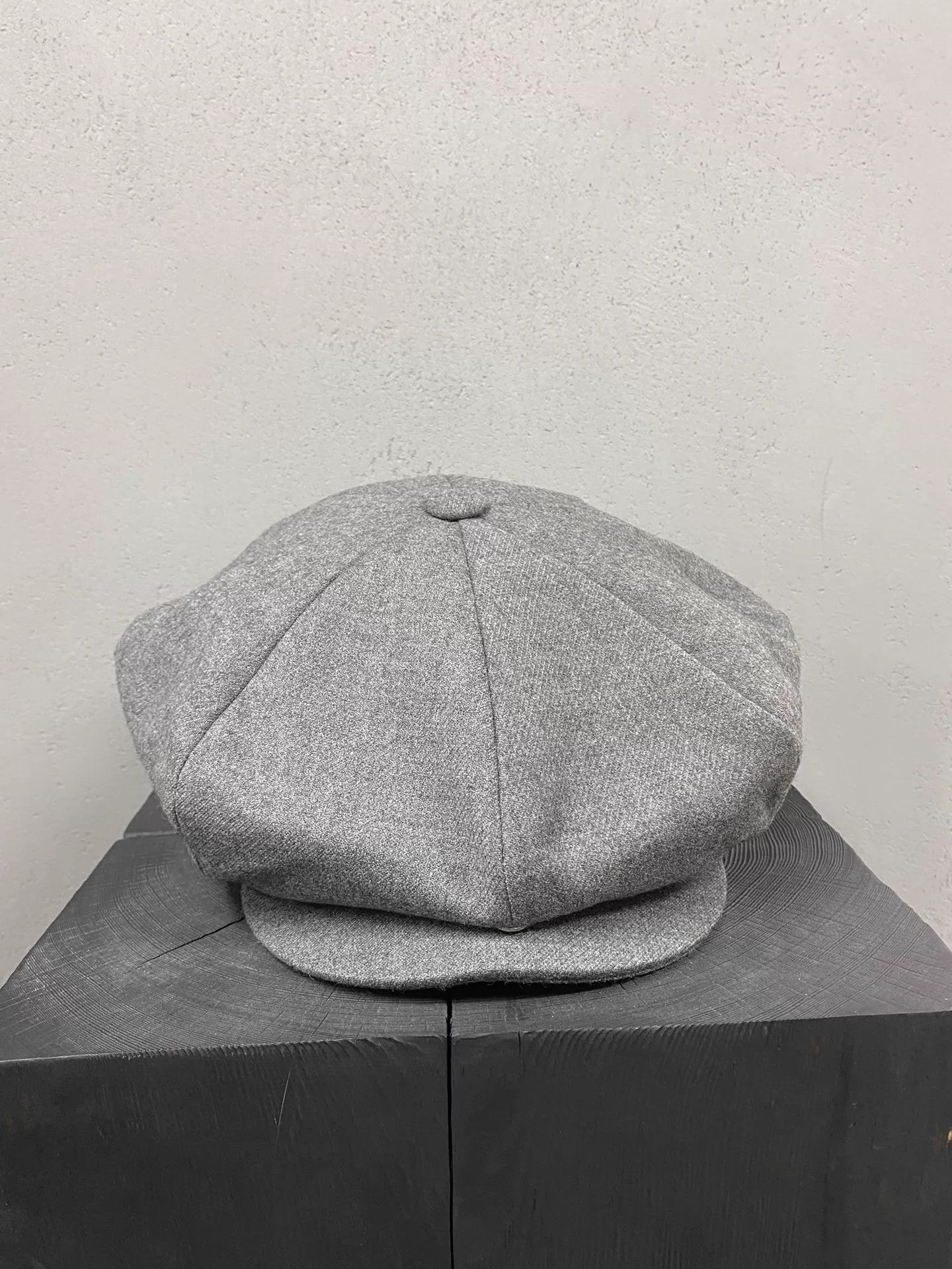 Number (N)ine Number (N)ine x Angelico Gray Felt Octagonal Newsboy Cap Size ONE SIZE - 1 Thumbnail