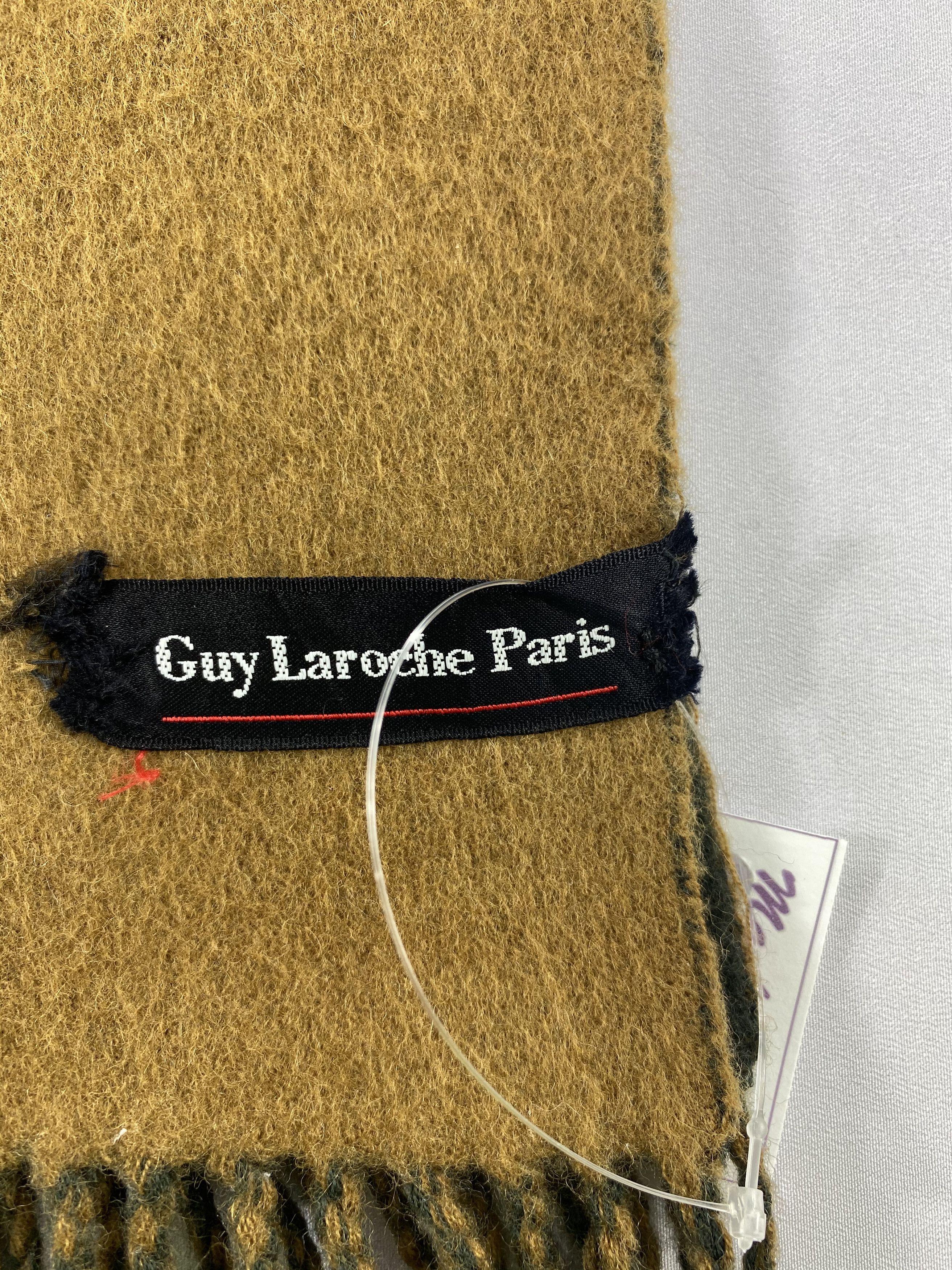 Guy Laroche Guy Laroche Scarf / Muffler / Neckwear Size ONE SIZE - 5 Thumbnail