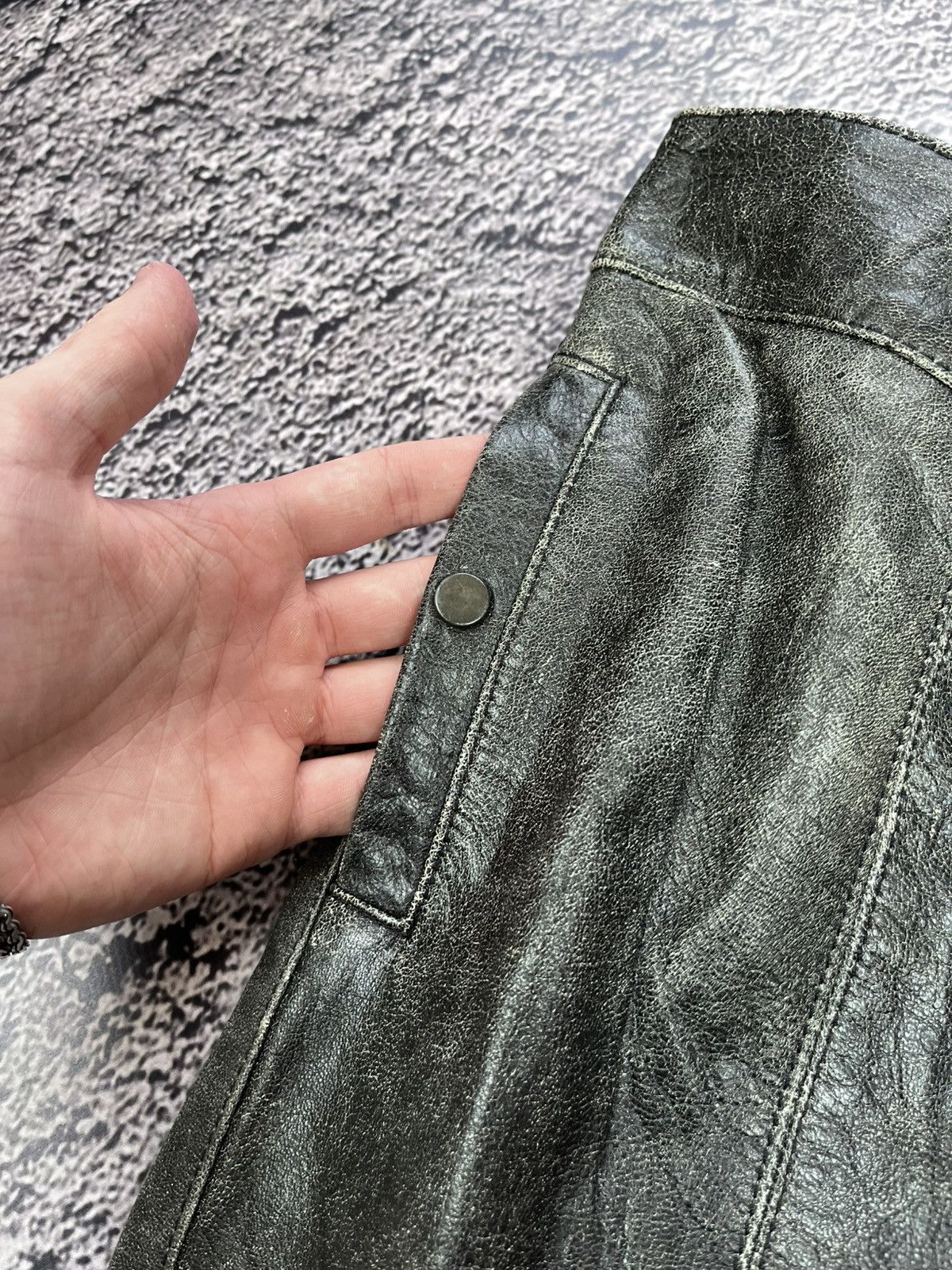 Japanese Brand Vintage NWT double knee biker distressed leather pants Size 28" / US 6 / IT 42 - 5 Thumbnail