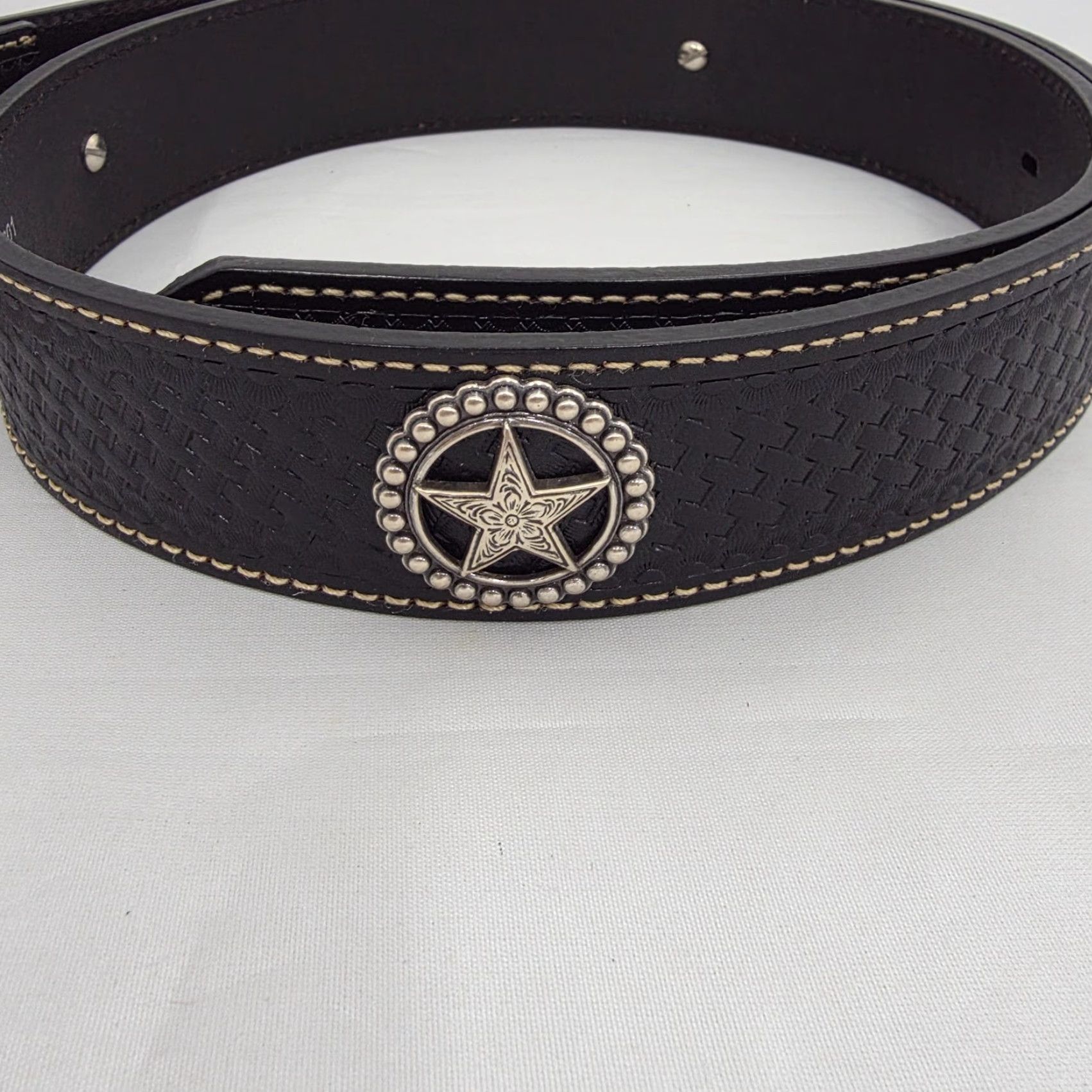 Vintage LARRY MAHAN Western Belt Buckle Black Genuine Leather Silver Stars Men’s Size 38 Belt Size 38 - 3 Thumbnail