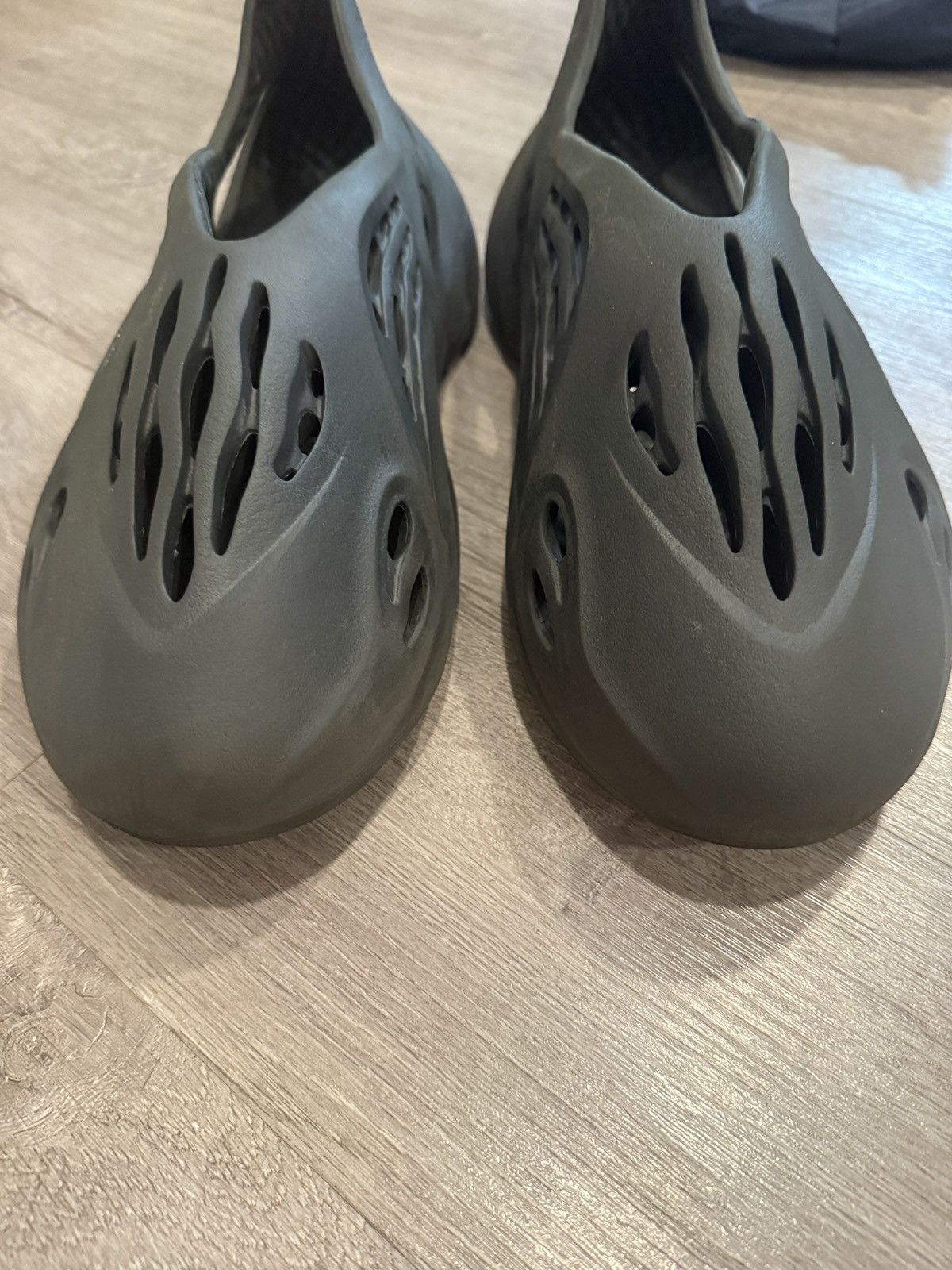 Adidas adidas yeezy foam rnr us13 Size US 13 / EU 46 - 4 Thumbnail