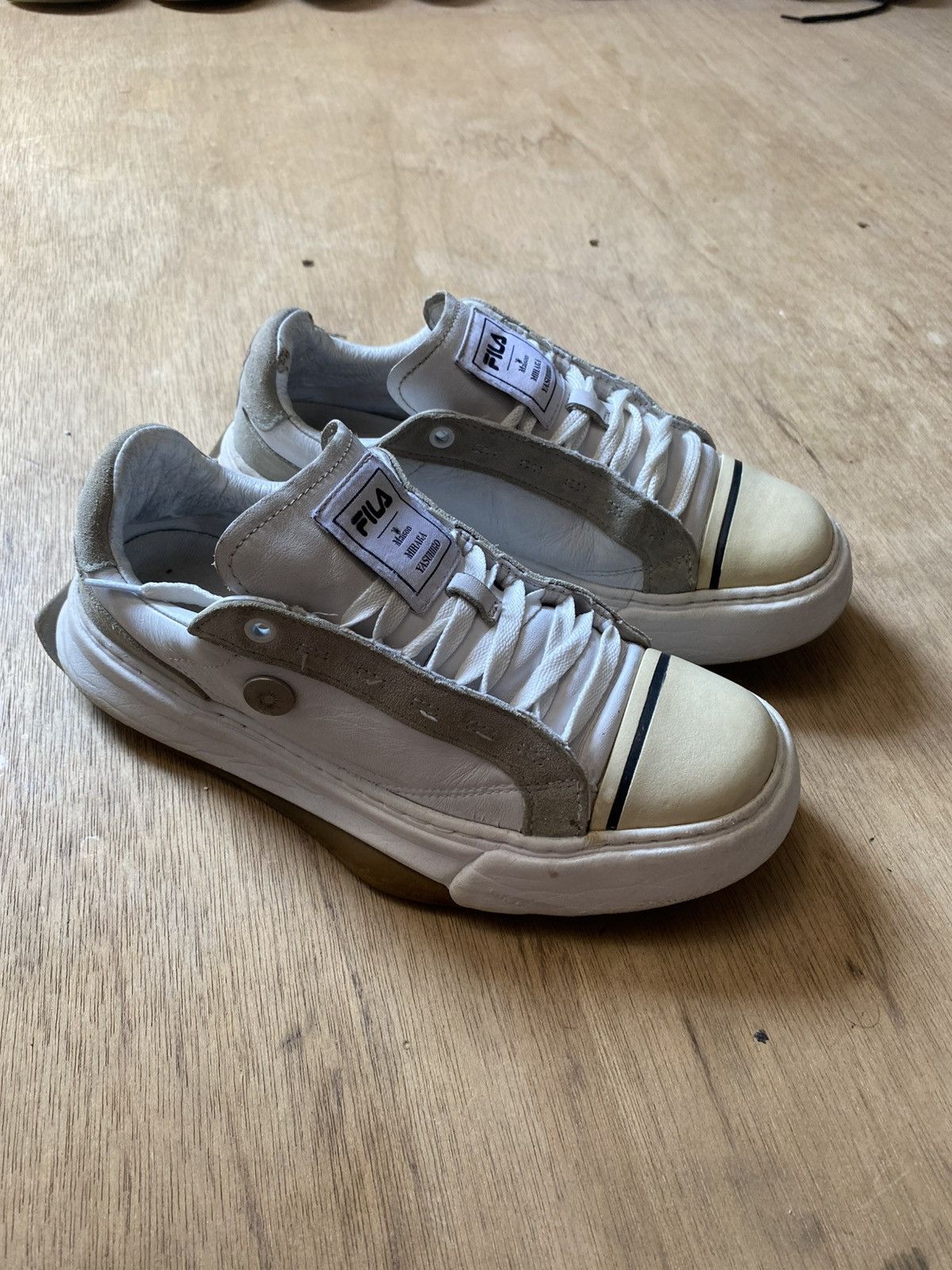 Fila × Maison MIHARA YASUHIRO Fila x maison mihara yasuhiro gs low sneakers Size US 7 / EU 40 - 3 Thumbnail