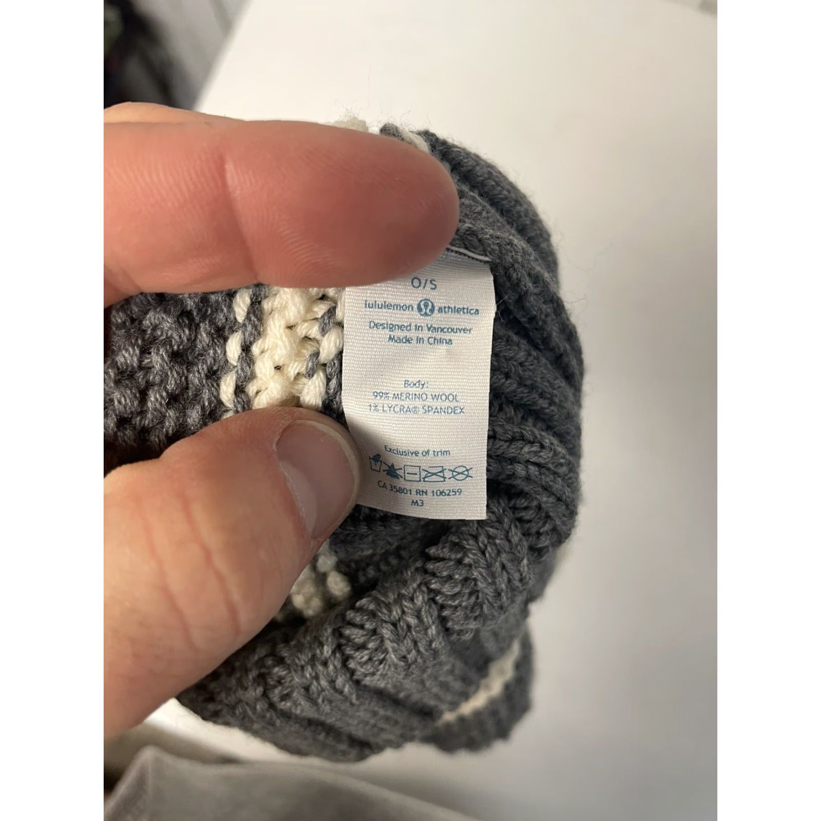 Lululemon Lululemon Beanie Hat Striped Knit Gray/Ivory O/S Women One Size Logo Knit Beanie Size ONE SIZE - 3 Thumbnail