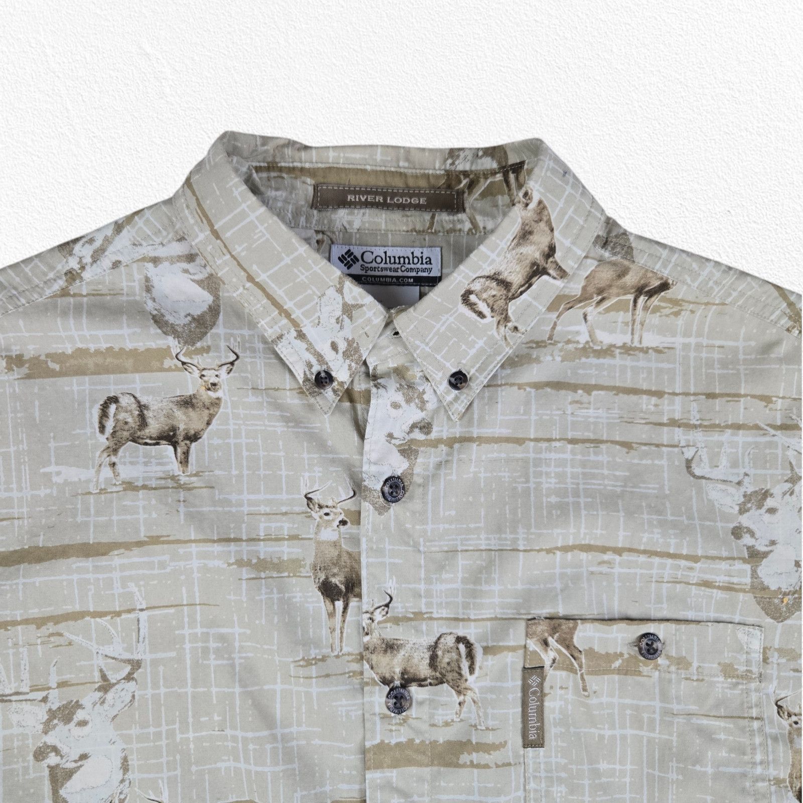 Columbia Columbia Tan Deer Button Down Shirt Size Medium Size US M / EU 48-50 / 2 - 3 Thumbnail
