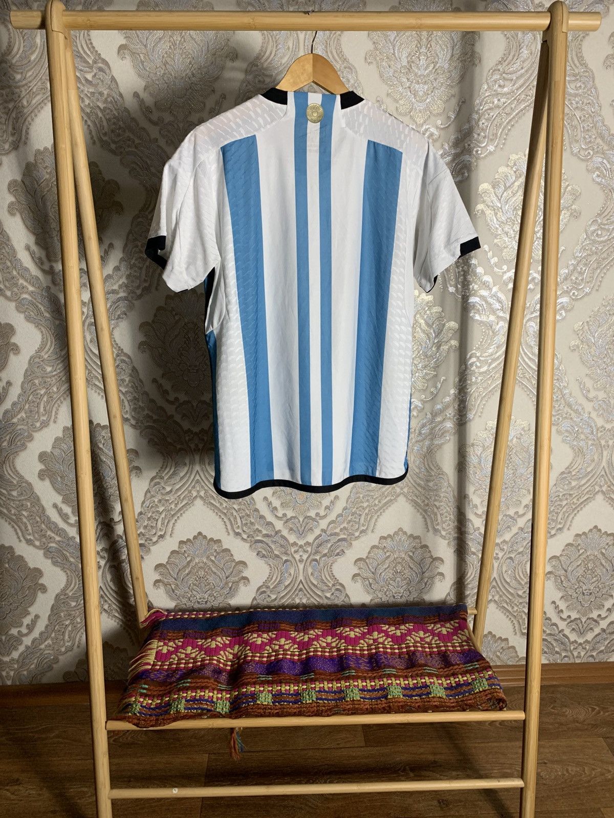 Vintage VERY RARE ADIDAS ARGENTINA SOCCER JERSEY RETRO MESSI Y2K 90s Size US L / EU 52-54 / 3 - 6 Thumbnail