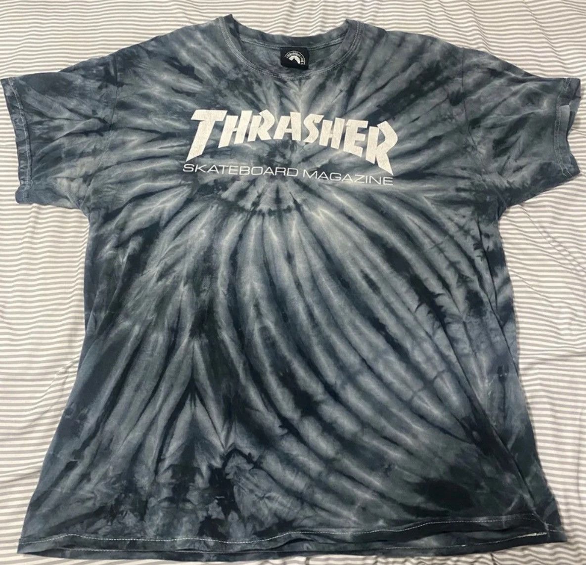 Thrasher Thrasher Black Tie Dye Shirt Sz L Size US L / EU 52-54 / 3 - 1 Thumbnail