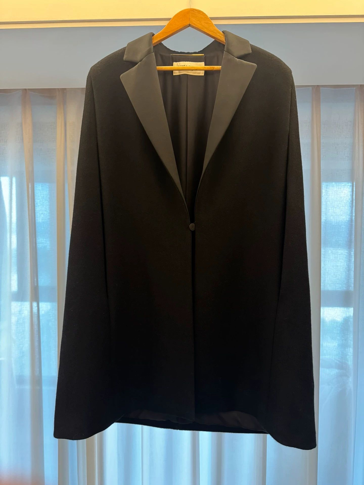 Saint Laurent Paris Saint Laurent 22FW Poster Cape 36 Like New Unisex Size XS / US 0-2 / IT 36-38 - 1 Thumbnail