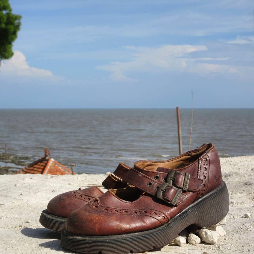 Dr. Martens × Vintage Vintage Dr Martens Maryjane brown wingtip made In England Size US 5.5 / EU 38 - 7 Thumbnail