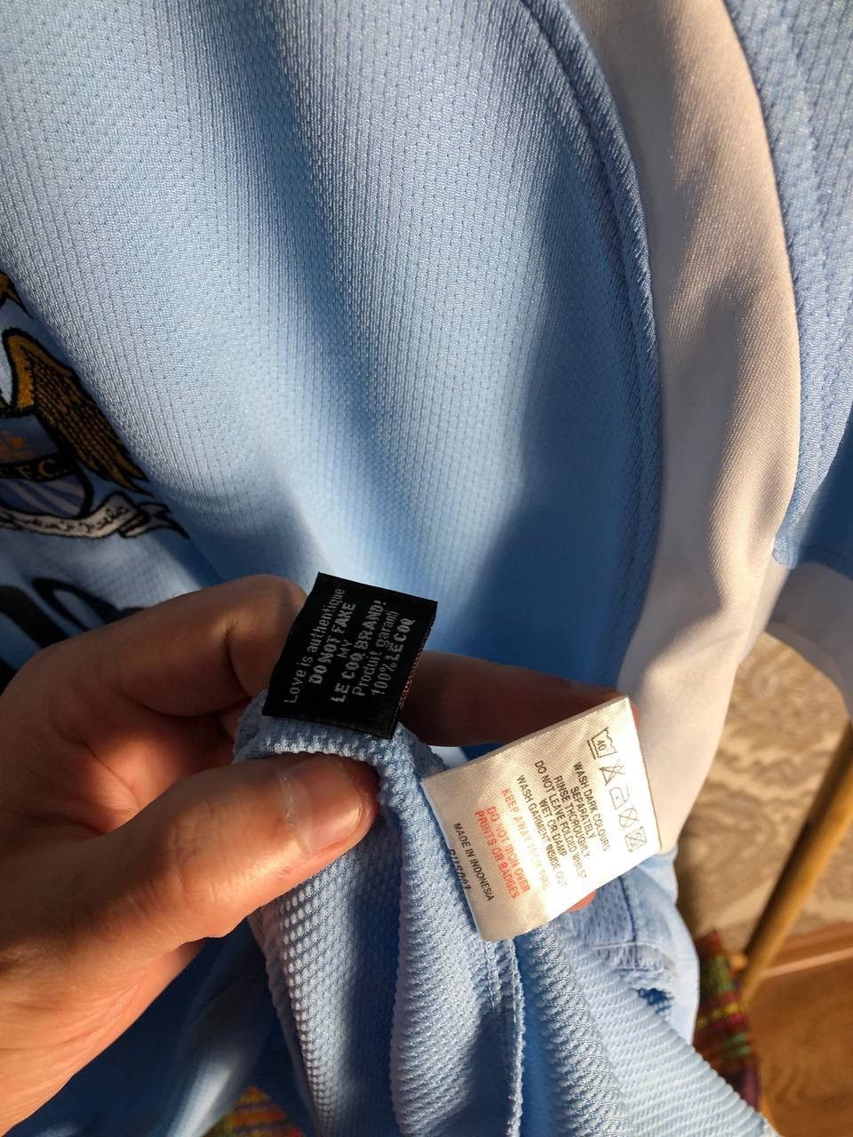 Le Coq Sportif VINTAGE MANCHESTER CITY RETRO SOCCER JERSEY ENGLAND Y2K 90s Size US M / EU 48-50 / 2 - 8 Thumbnail