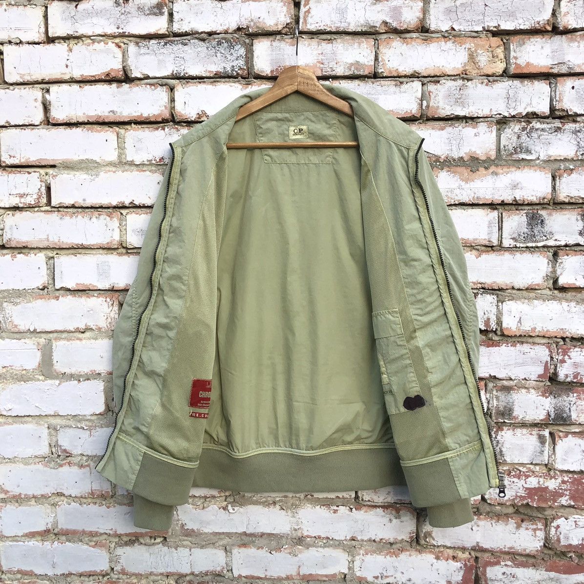 C.P. Company Vintage C.P. Company Light Green Chrome Bomber Jacket Size US L / EU 52-54 / 3 - 11 Thumbnail