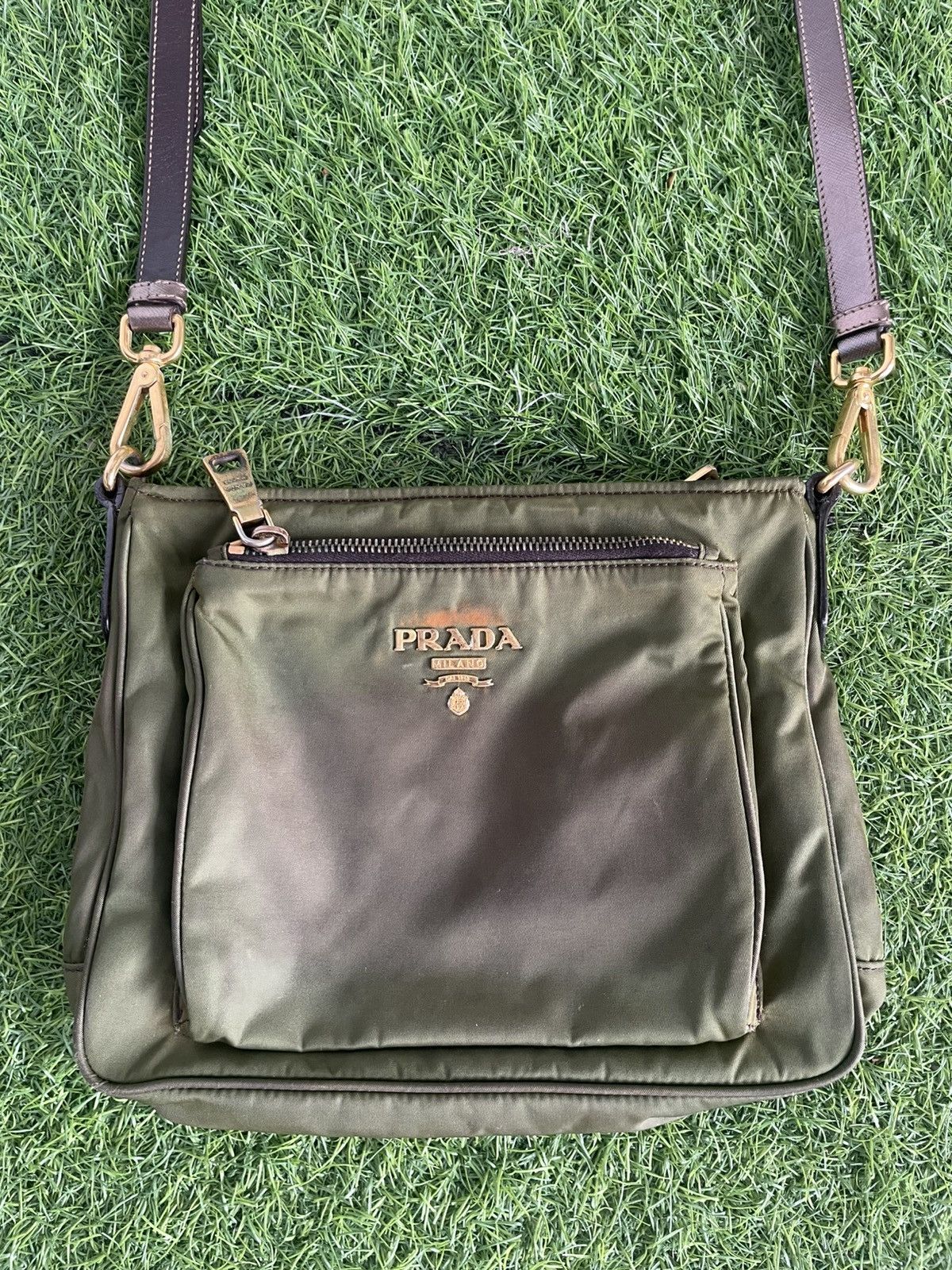 Prada Authentic Vintage PRADA Shoulder Bag Size ONE SIZE - 2 Thumbnail