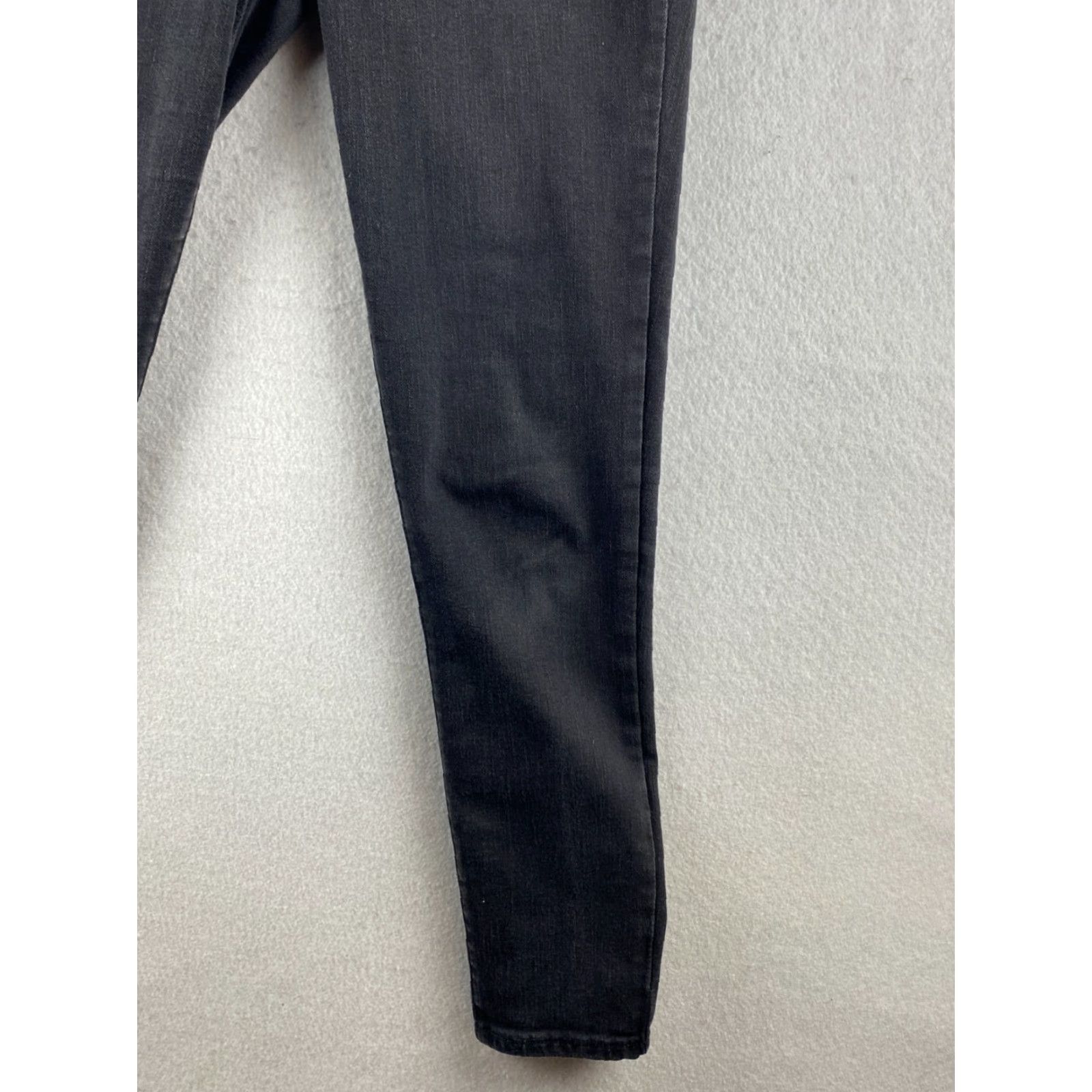 Levi's Levis 711 Skinny Jeans Womens 28 X 30 Black Mid Rise Stretch Denim Dark Wash Size 28" / US 6 / IT 42 - 5 Thumbnail