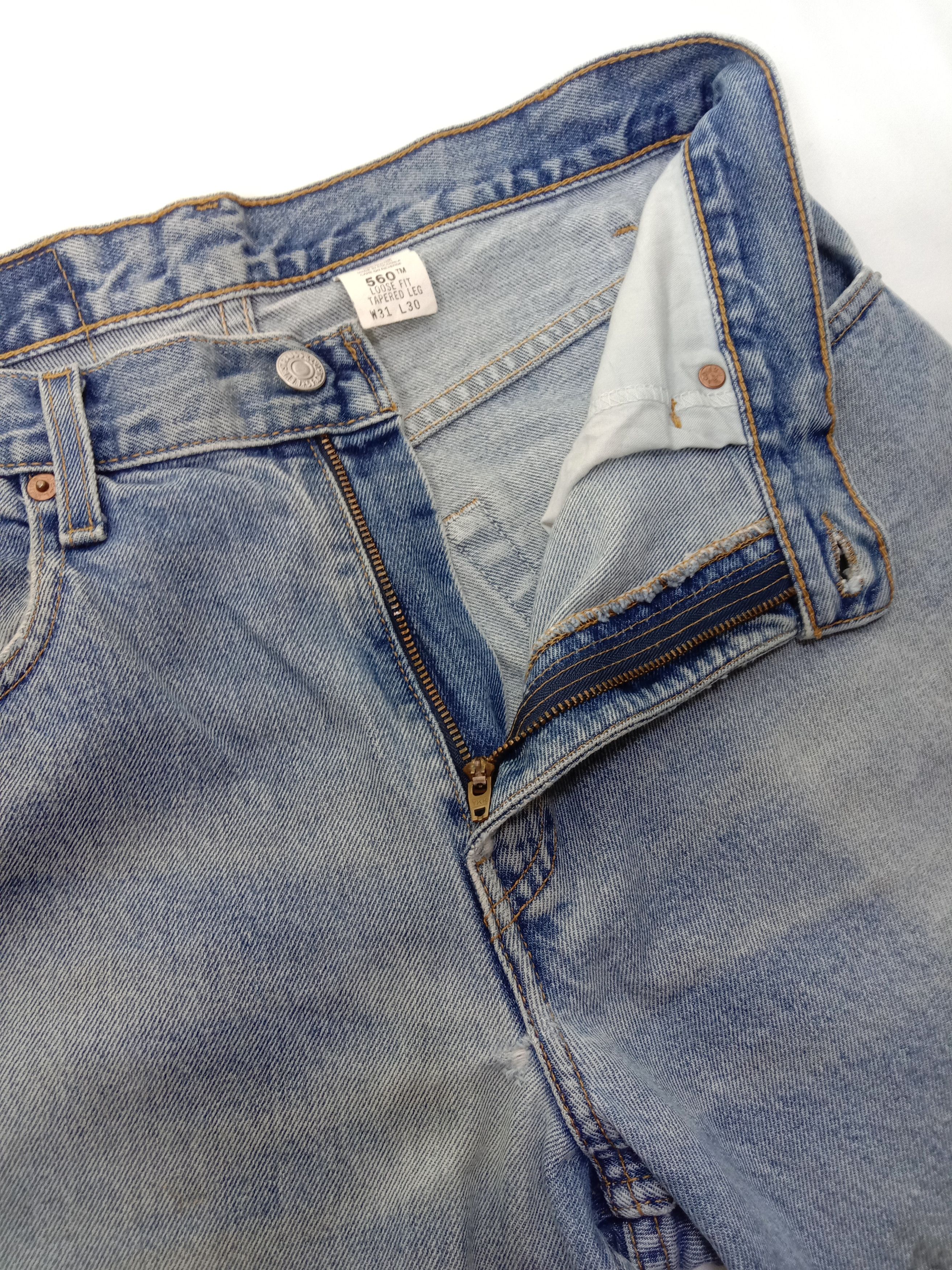 Levi's Vintage Levi's 560 Jeans Loose Fit Tapered Leg Denim Size US 31 - 9 Thumbnail