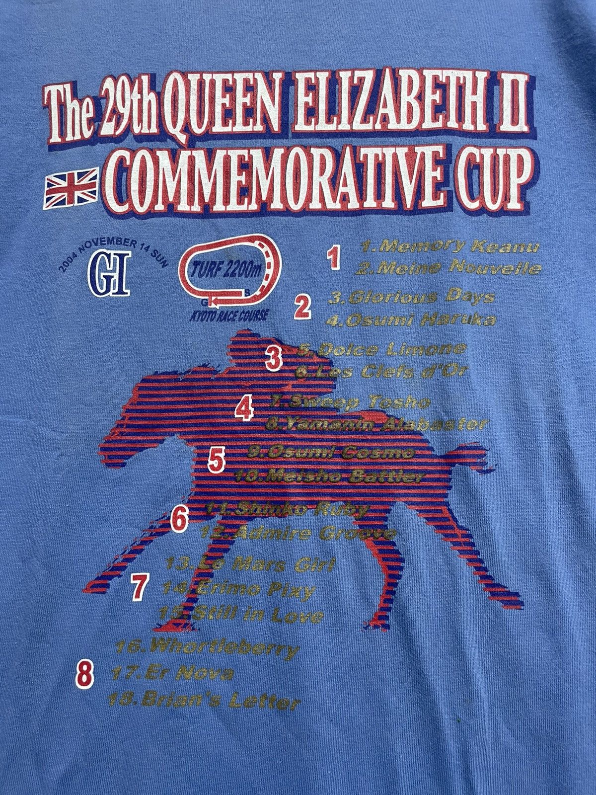 Vintage Vtg The 29th Queen Elizabeth II Commemorative Cup T-Shirt Size US M / EU 48-50 / 2 - 2 Thumbnail