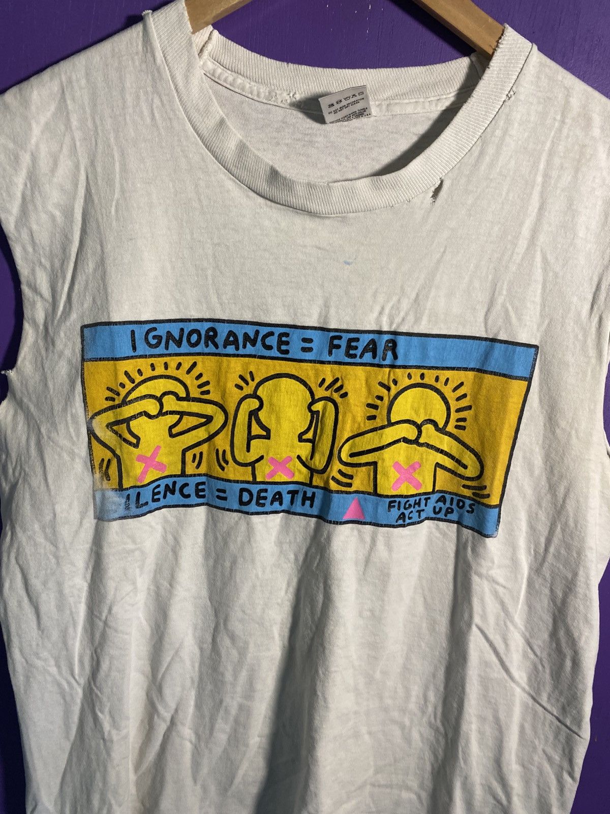 Keith Haring Vintage 90s Keith Haring ignorance=fear tank top Size US L / EU 52-54 / 3 - 3 Thumbnail
