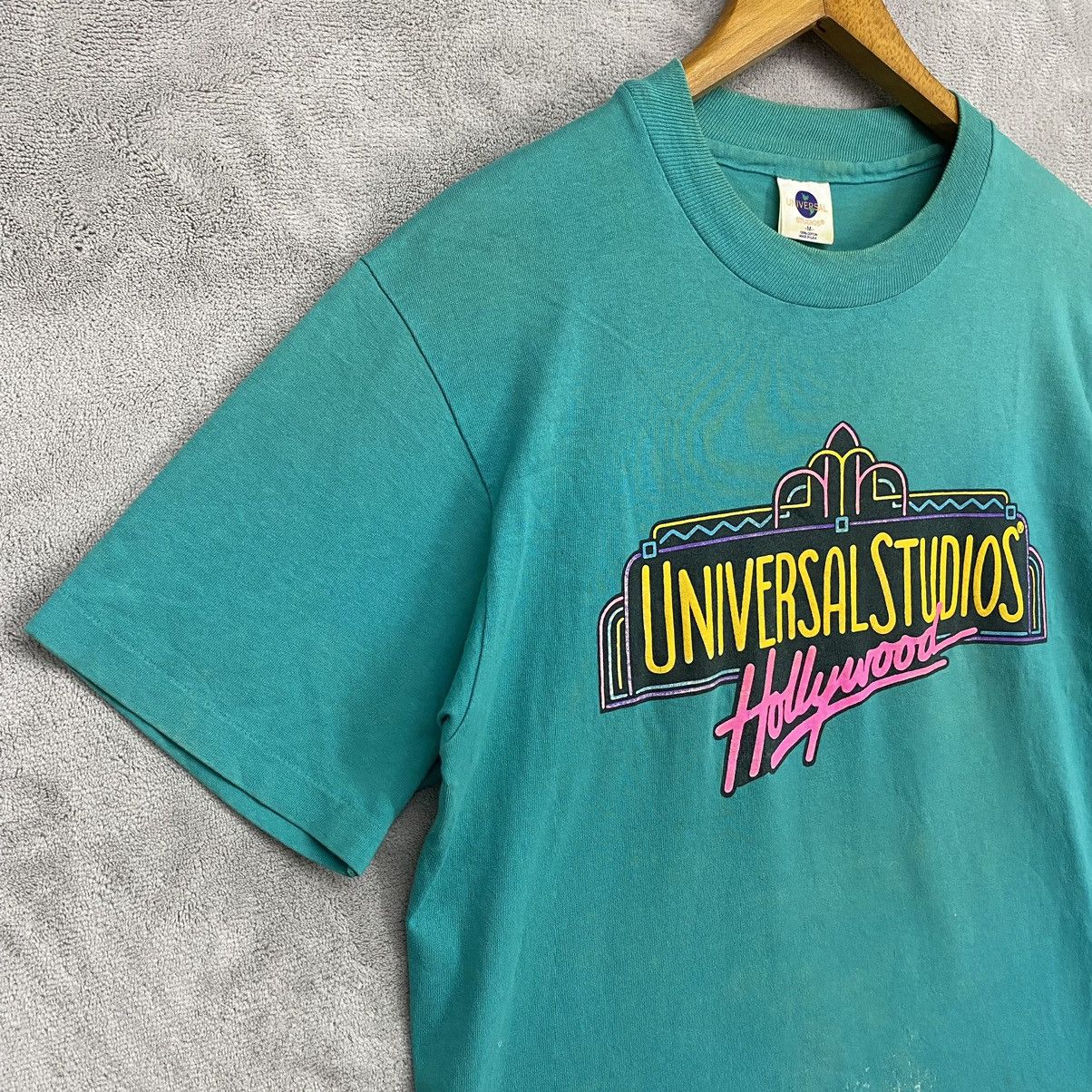 Universal Studios × Vintage 💥RARE💥 VINTAGE UNIVERSAL STUDIOS HOLLYWOOD FADED TEE Size US M / EU 48-50 / 2 - 4 Thumbnail
