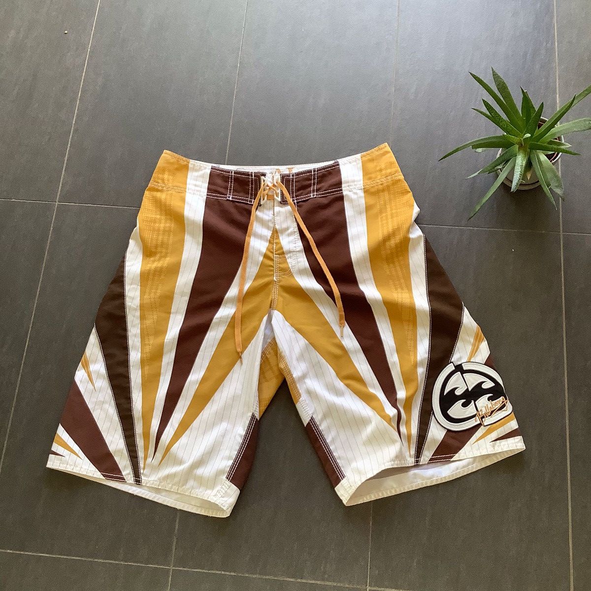 Billabong Billabong Andy Irons Boardshorts Size US 34 / EU 50 - 1 Thumbnail