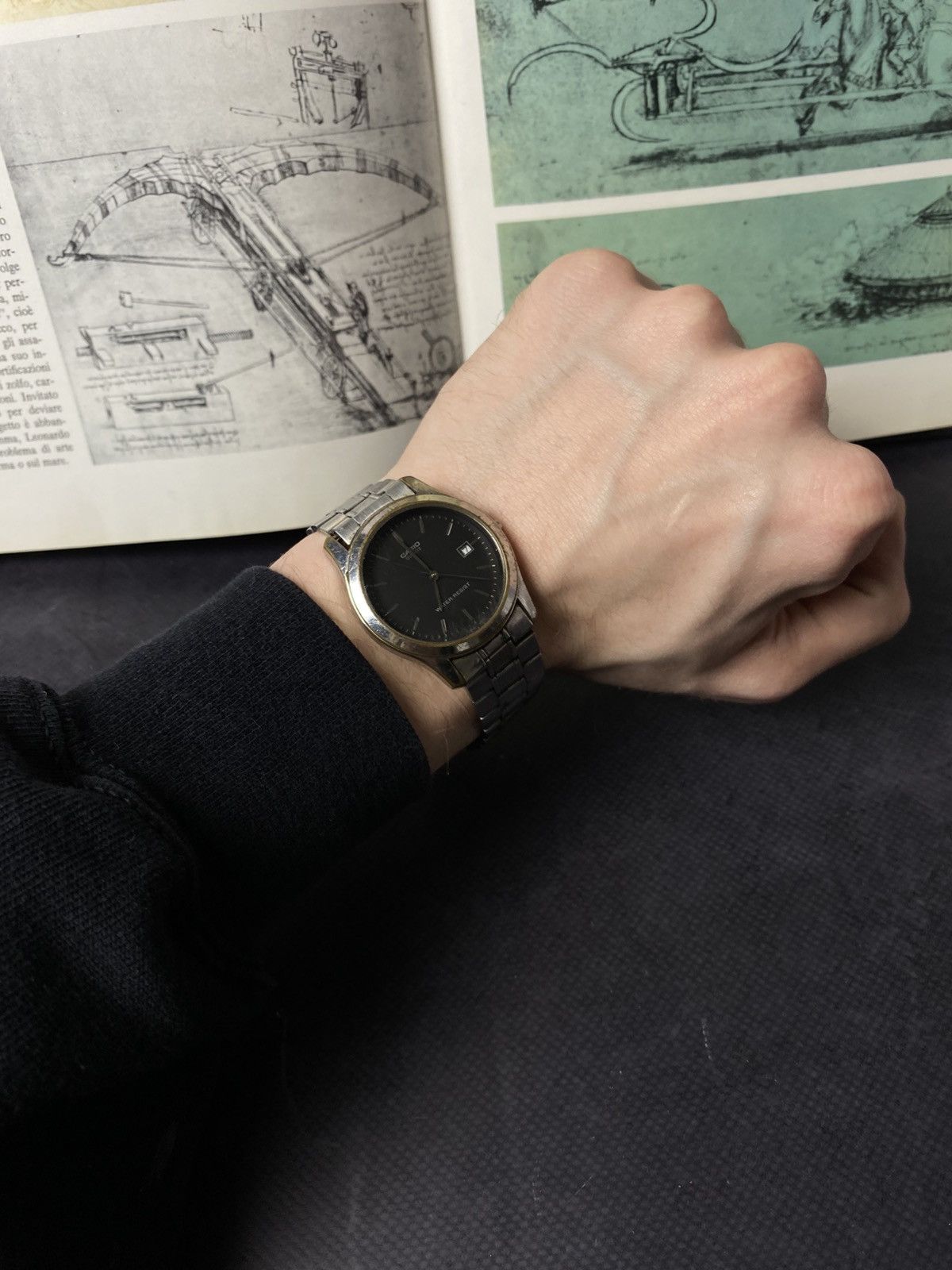 Casio Rare Vintage Casio MTP-1141 Classic Dress Watch - Works! Size ONE SIZE - 1 Thumbnail