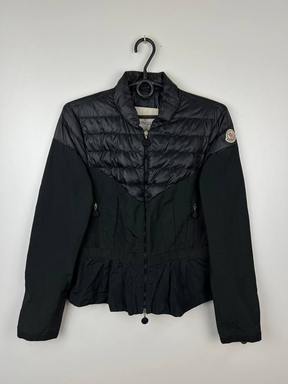 Moncler Moncler luxury jacket wmns size 1 XS Size XS / US 0-2 / IT 36-38 - 1 Thumbnail