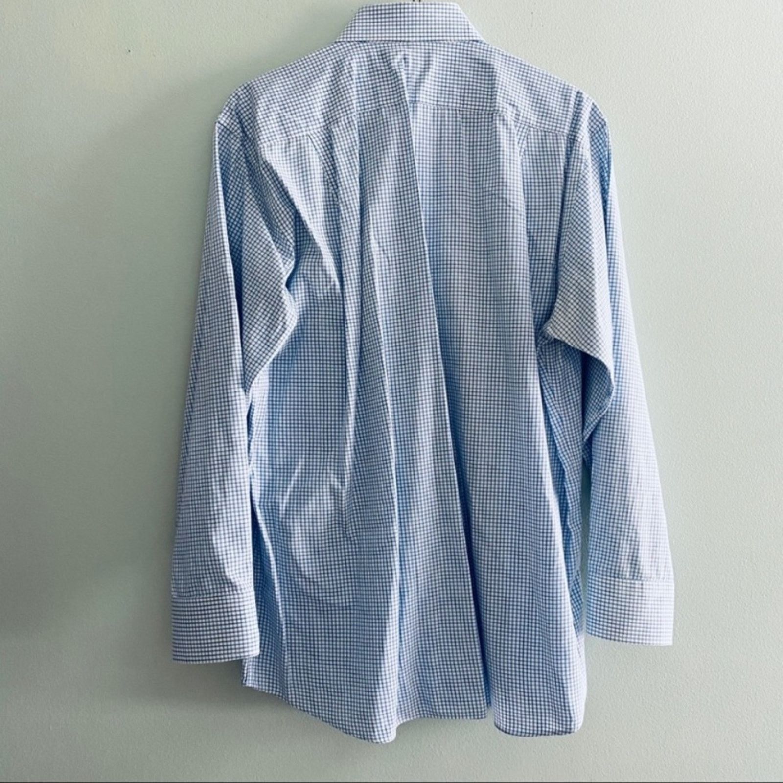Barneys New York Barney’s blue gingham button down Size US M / EU 48-50 / 2 - 3 Thumbnail