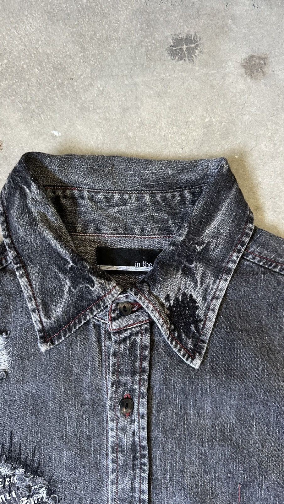 In The Attic VINTAGE IN THE ATTIC DESIGNER DISTRESSED SHIRT Size US M / EU 48-50 / 2 - 7 Thumbnail