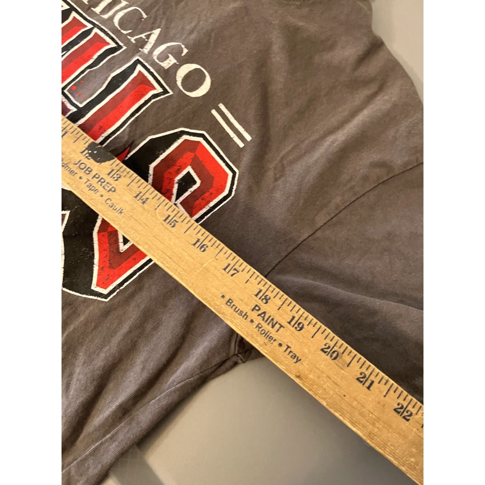 NBA VINTAGE Ultra Game Chicago Bulls NBA T-Shirt Small S Gray Cotton Crew Neck Short Sleeve Men 90s Basketball Tee Size US S / EU 44-46 / 1 - 5 Thumbnail