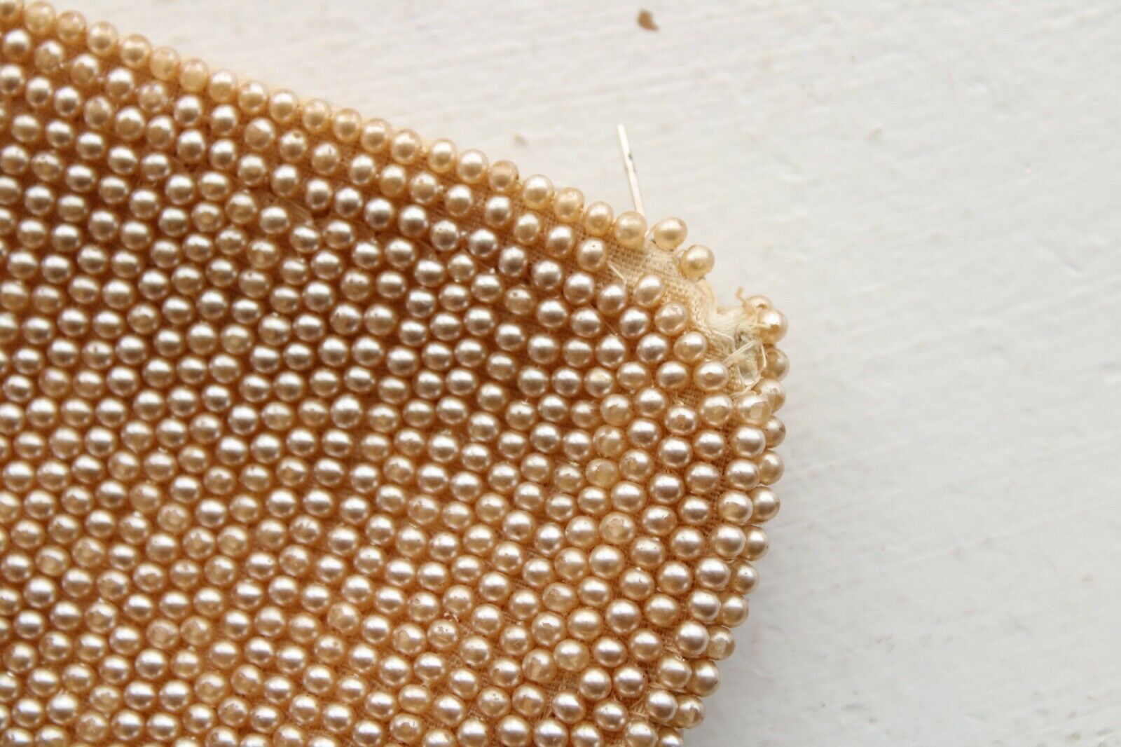 Vintage Vintage 1940s Beaded Clutch Purse Covered In Faux Pearls Size ONE SIZE - 4 Thumbnail