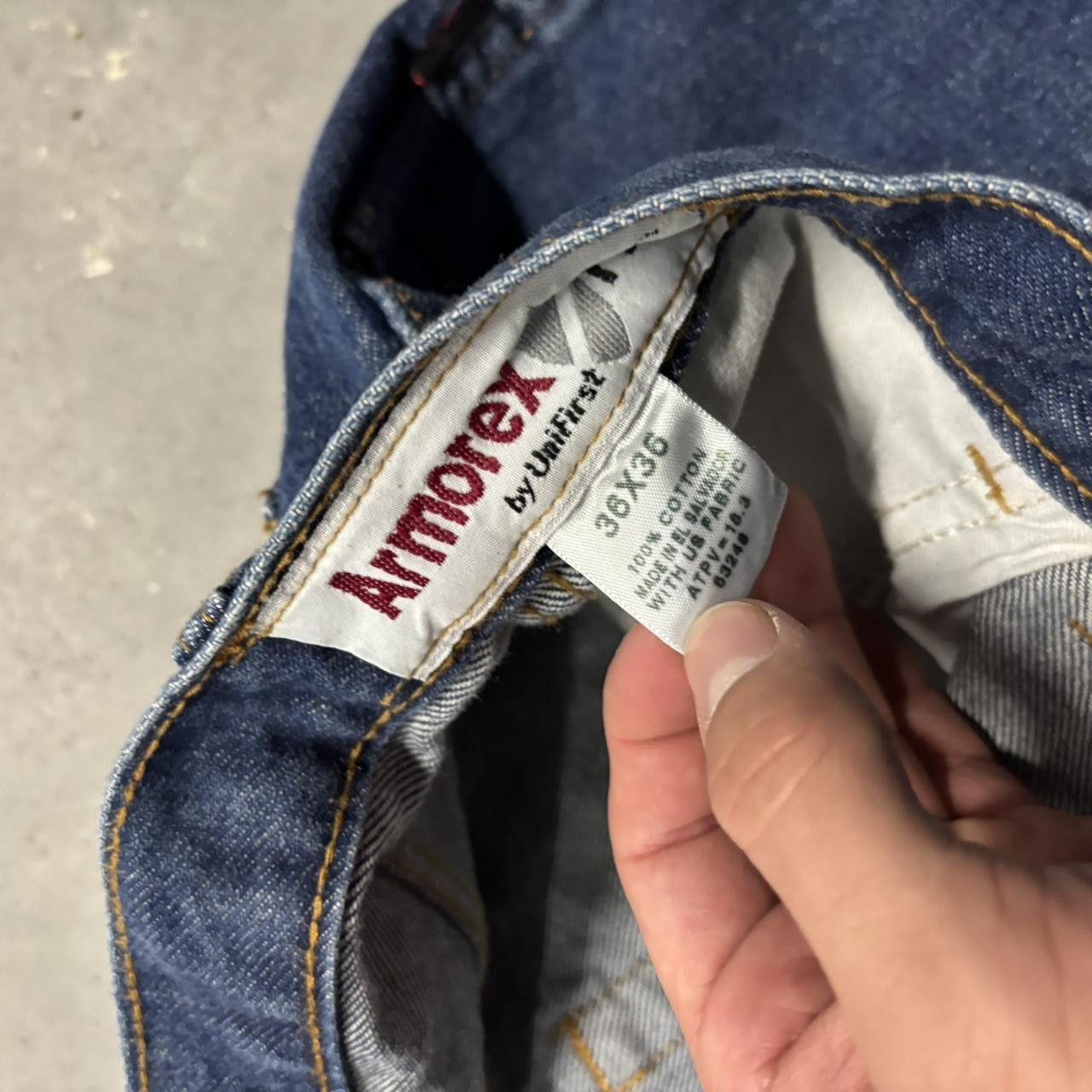 Japanese Brand × Vintage Crazy Vintage Y2K/2000s Dark Blue Wash Essential Denim Jeans! Size US 34 / EU 50 - 8 Thumbnail