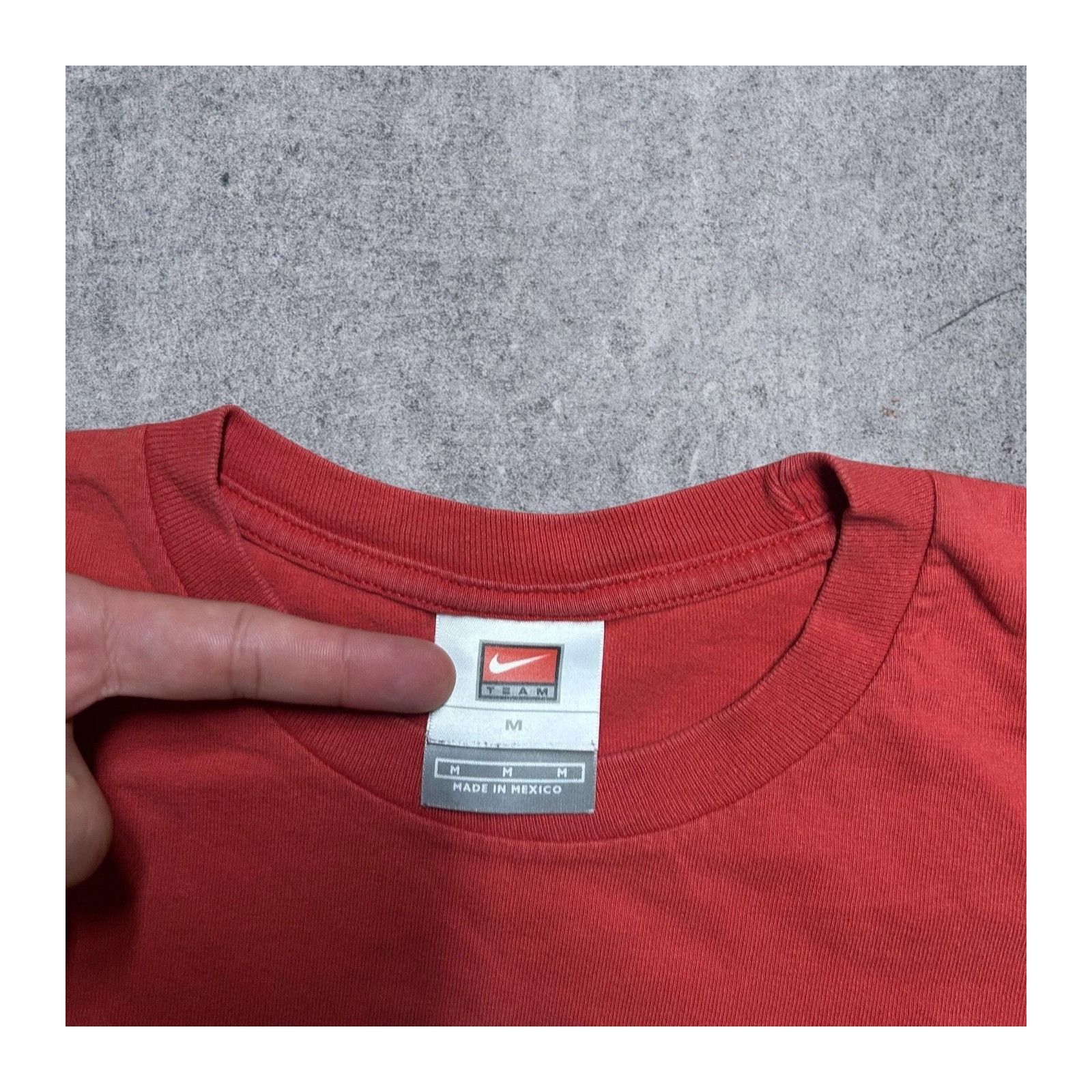 Nike Vintage Nike SP Tennis Shirt Mens Medium Red Size US M / EU 48-50 / 2 - 4 Thumbnail