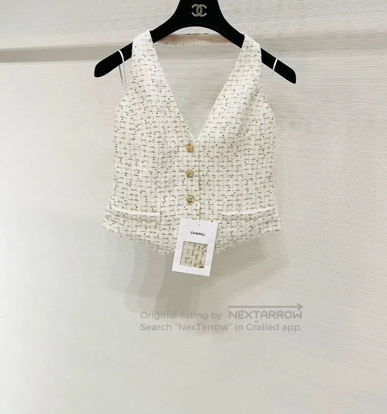 Chanel Chanel 26C white gold hanni hanging neck vest Size XS / US 0-2 / IT 36-38 - 1 Thumbnail