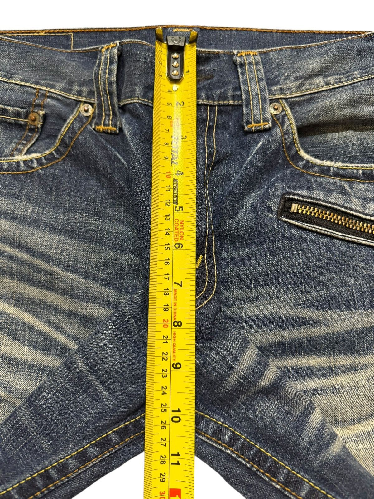 Levi's Vtg 90s Levis 702 Blue Faded Thunder Wash Whisker Straight Size US 32 / EU 48 - 13 Thumbnail