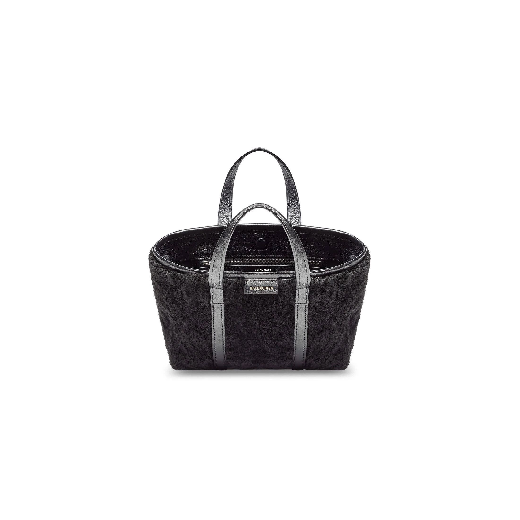 Balenciaga o1mt1gz0924 Size: OS /Barbes East-West Shopper Bag Shearling Size ONE SIZE - 3 Thumbnail