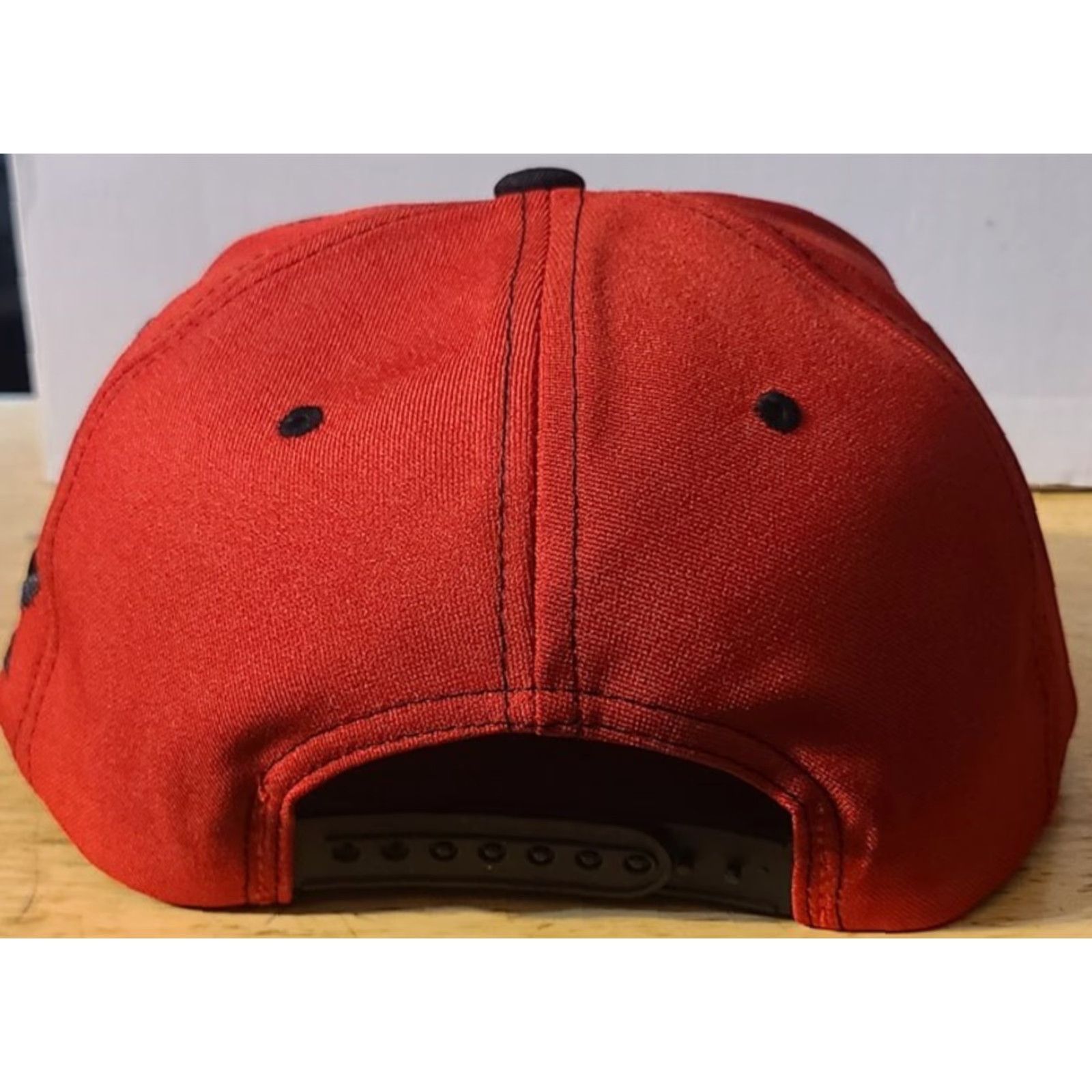 Vintage MARIJUANA LEAF WEED CANNABIS SNAPBACK BASEBALL CAP RED AND BLACK Size ONE SIZE - 3 Thumbnail