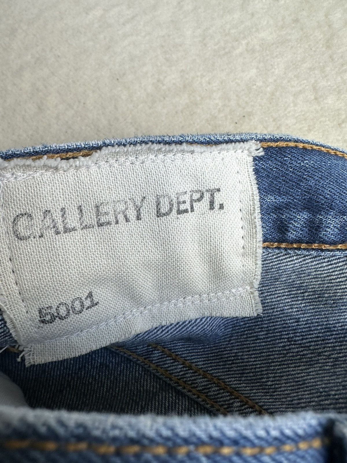Gallery Dept. $535 Gallery Dept straight leg distressed jeans 30 x 32 Size US 30 / EU 46 - 23 Thumbnail