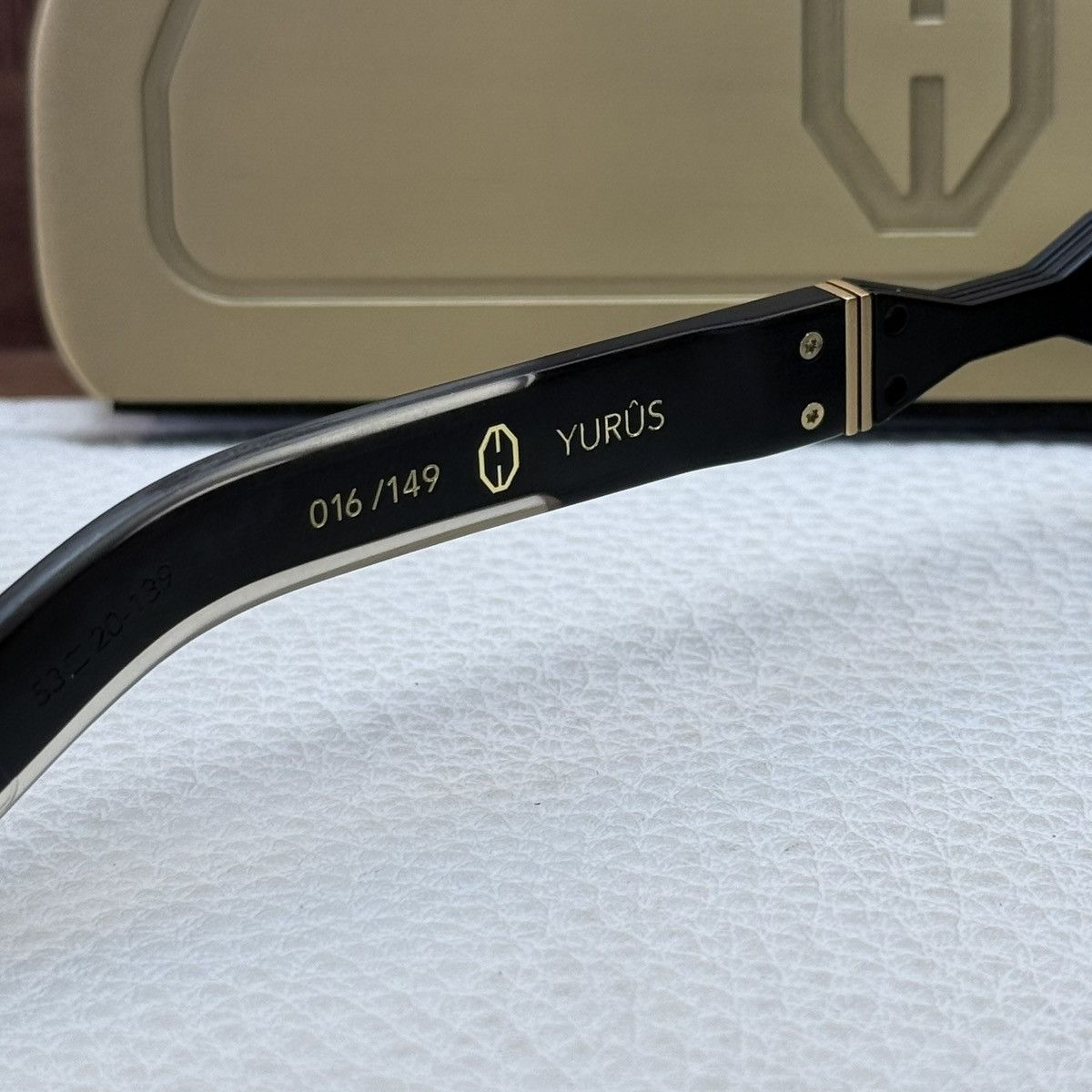 Other T HENRI YURÚS 1/1 Sunglasses Size ONE SIZE - 5 Thumbnail