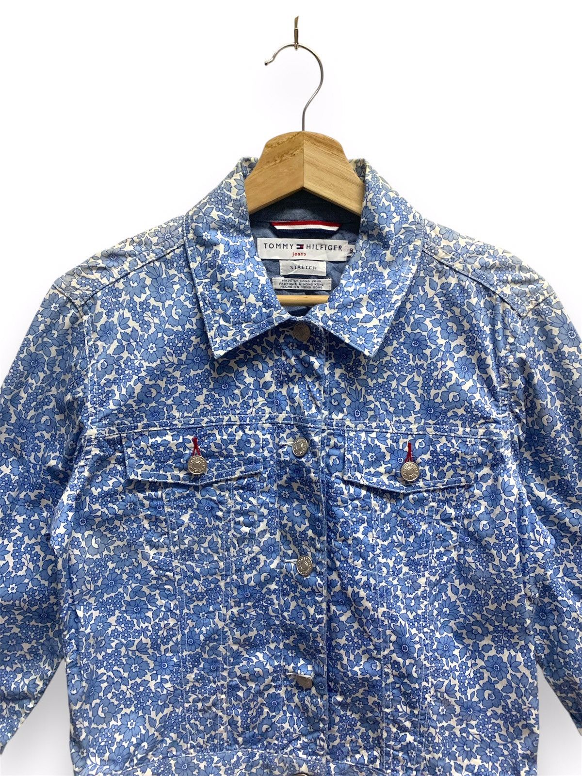 Tommy Hilfiger TOMMY HILFIGER Croptop Denim Jacket Fullprint Flower Size S / US 4 / IT 40 - 2 Thumbnail