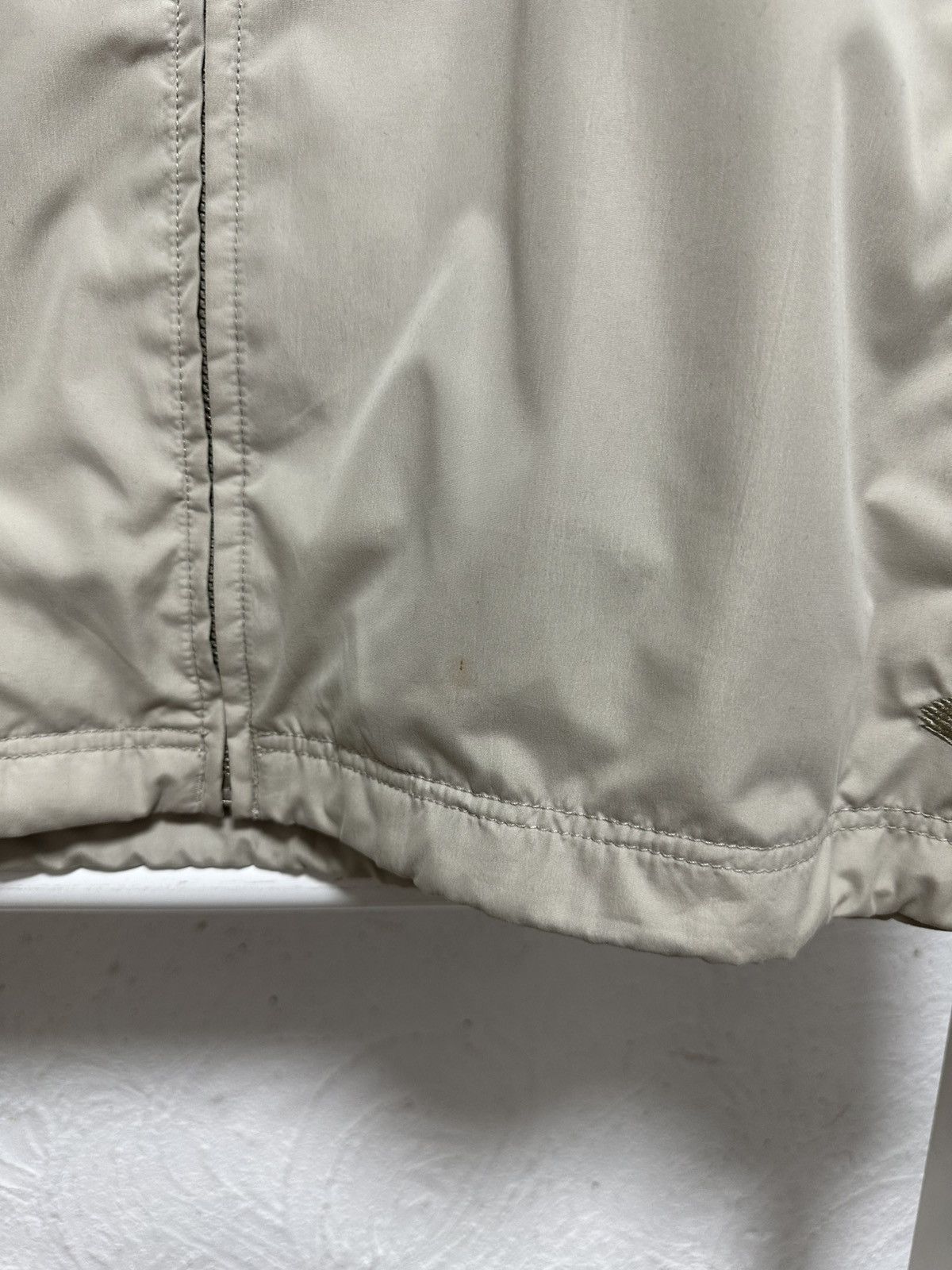 Oakley Vintage Oakley Windbreaker Jacket Size L Y2K Style Size US L / EU 52-54 / 3 - 4 Thumbnail