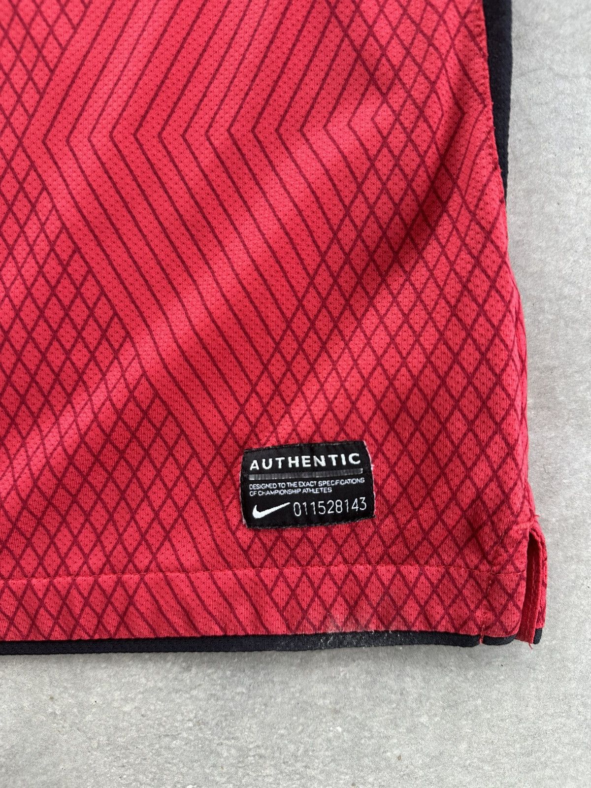 Nike × Vintage VINTAGE 2011 J.LEAGUE URAWA RED DIAMONDS HOME JERSEY Size US XL / EU 56 / 4 - 2 Thumbnail