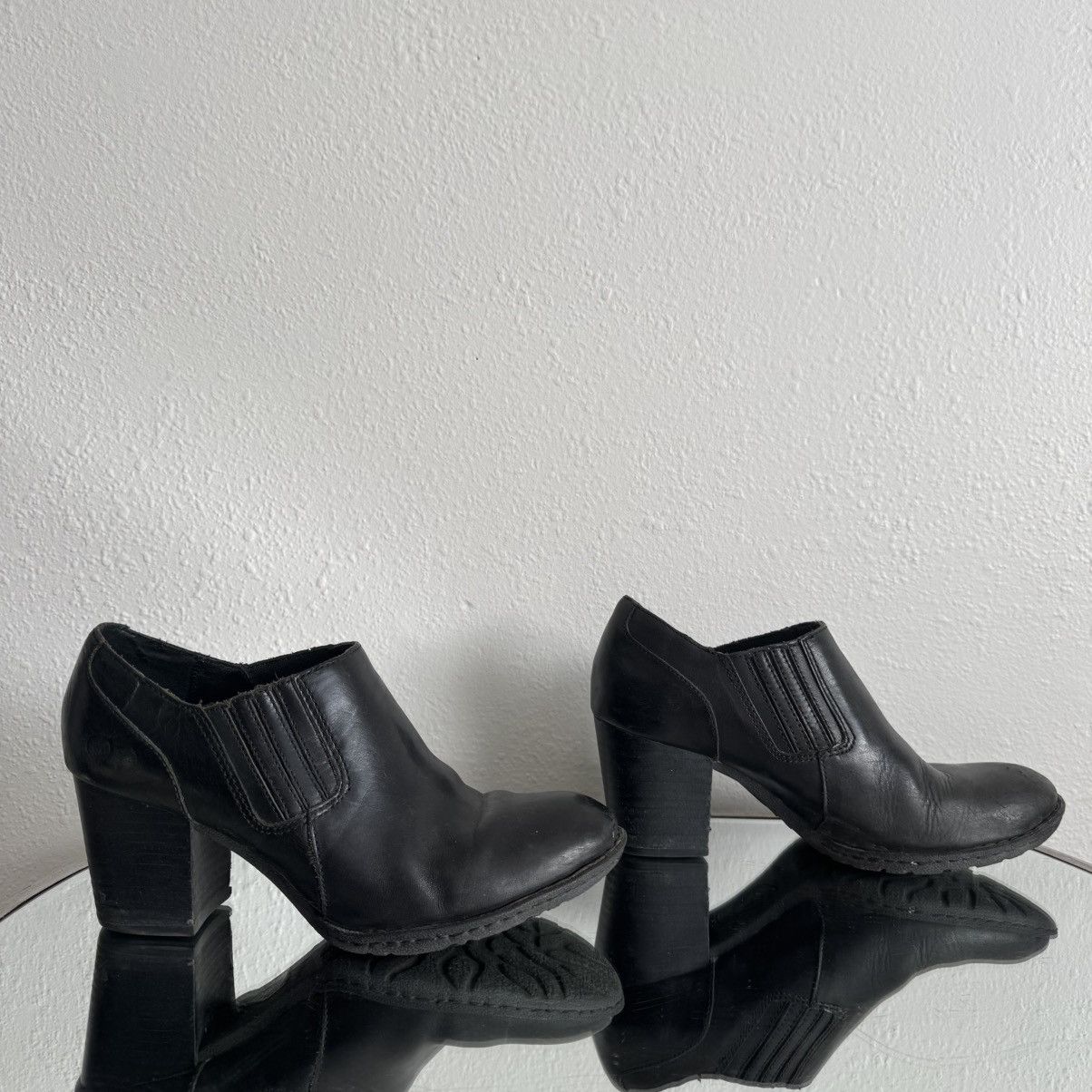 Born BORN Black Leather Western Breckin Low Ankle Slip On Boots Size US 8 / IT 38 - 2 Thumbnail
