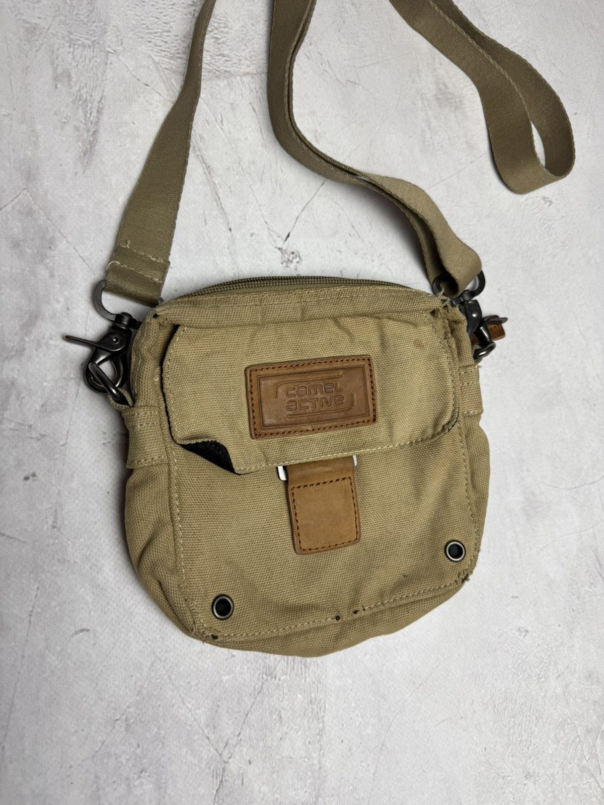 Camel Camel Active Crossbody Bag Khaki Vintage Size ONE SIZE - 2 Thumbnail
