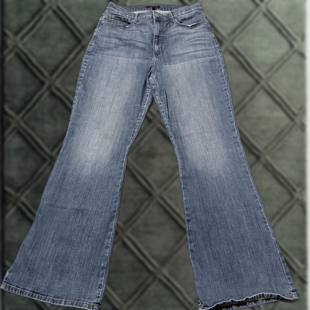 Banana Republic Banana Republic Jeans Women Blue High Rise Curvy Slim Flare Bootcut 14 Denim Vintage No 5-Pocket Modern Start Women Size 36" / US 14 / IT 50 - 1 Thumbnail