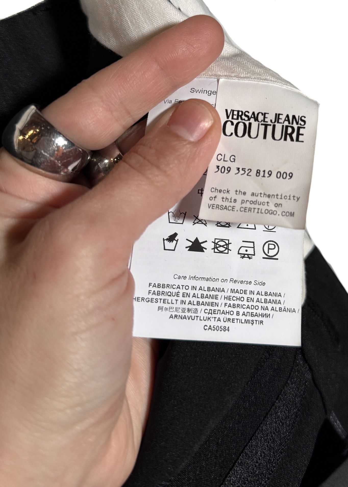 Versace Jeans Couture Versace Jeans Black Cady Stretch Trousers Size 28" / US 6 / IT 42 - 8 Thumbnail