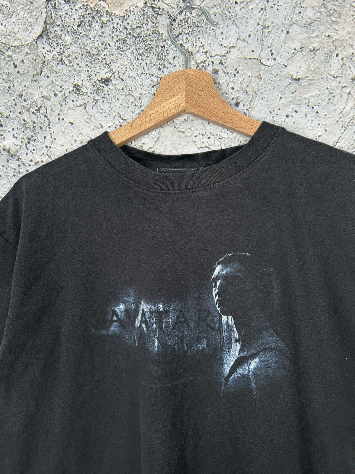 Vintage Avatar 2010 Graphic Tee Movie Vintage Streetwear Hype Size US L / EU 52-54 / 3 - 3 Thumbnail